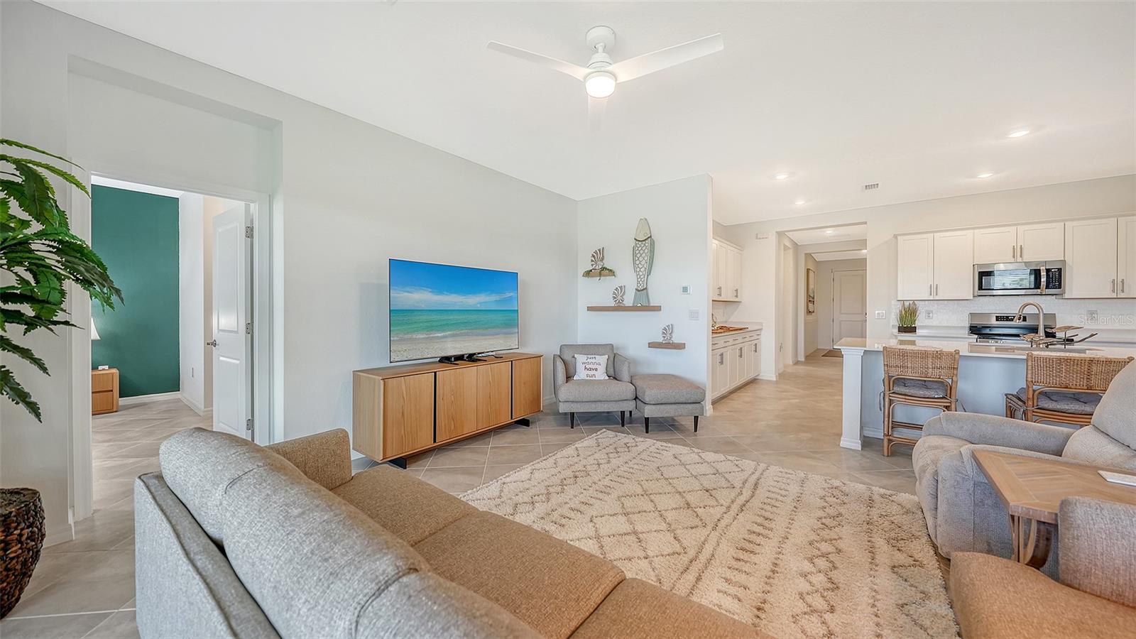 Image 18 of 90 For 17233 Moonflower Drive