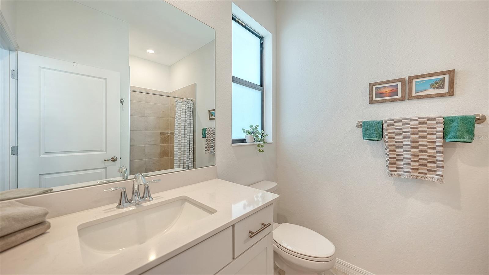 Image 31 of 90 For 17233 Moonflower Drive