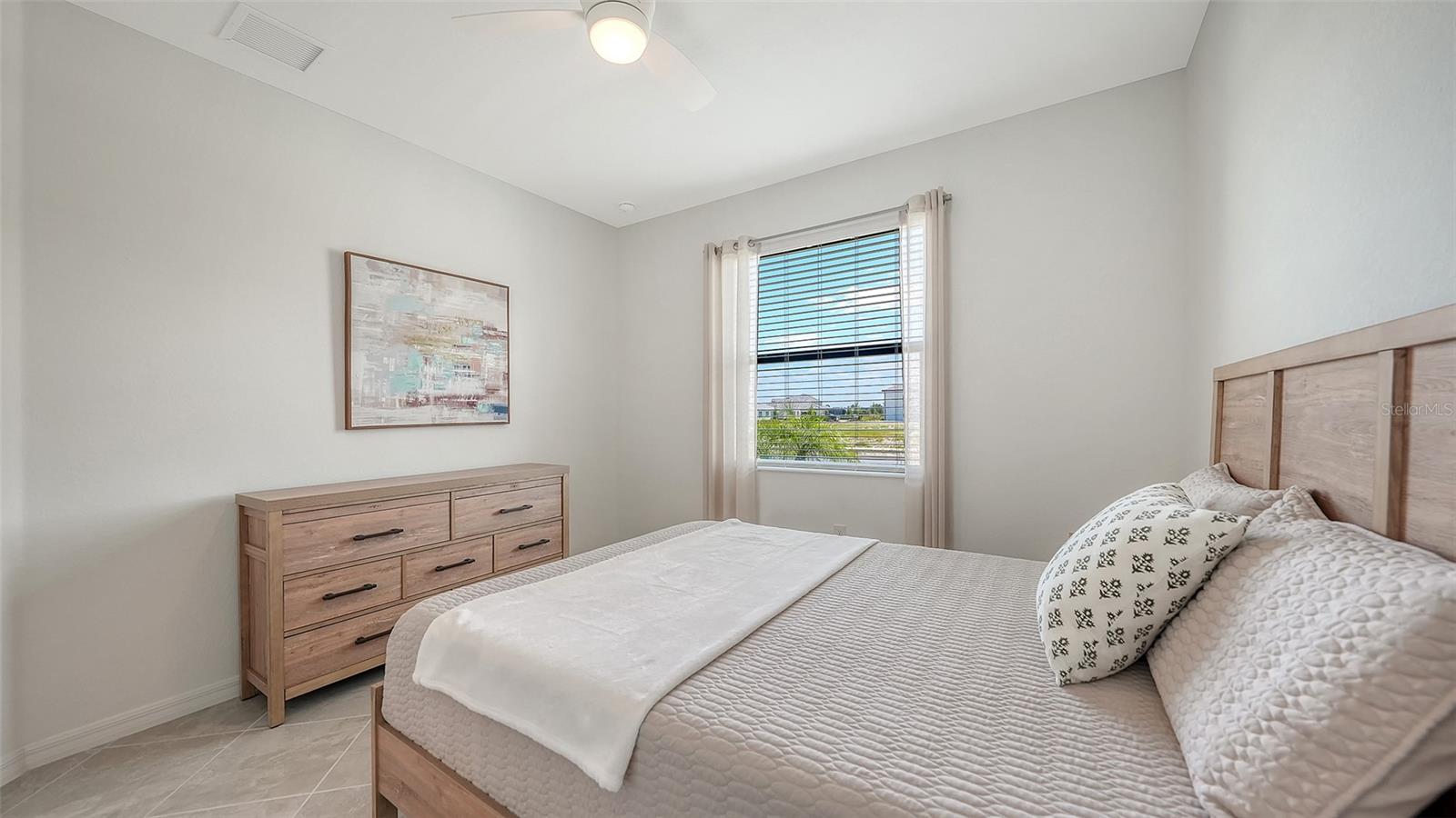 Image 35 of 90 For 17233 Moonflower Drive