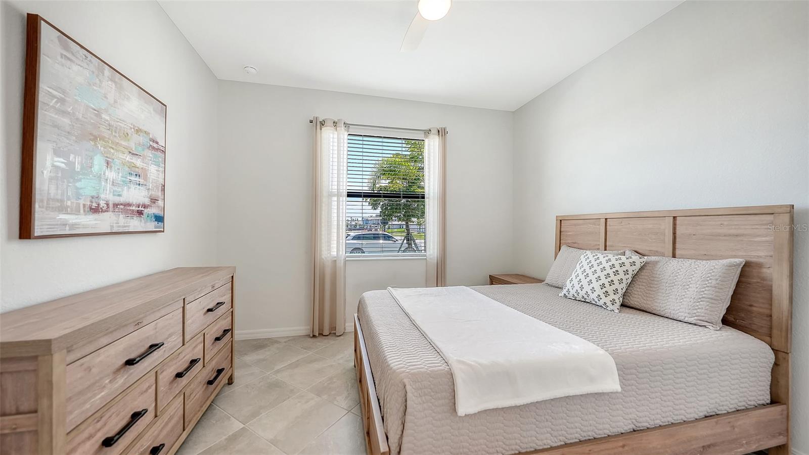 Image 37 of 90 For 17233 Moonflower Drive