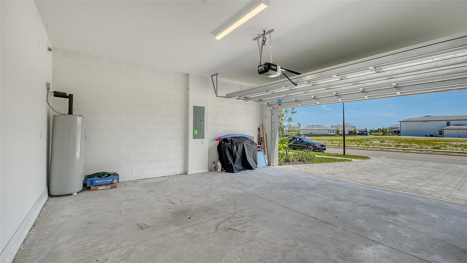 Image 46 of 90 For 17233 Moonflower Drive