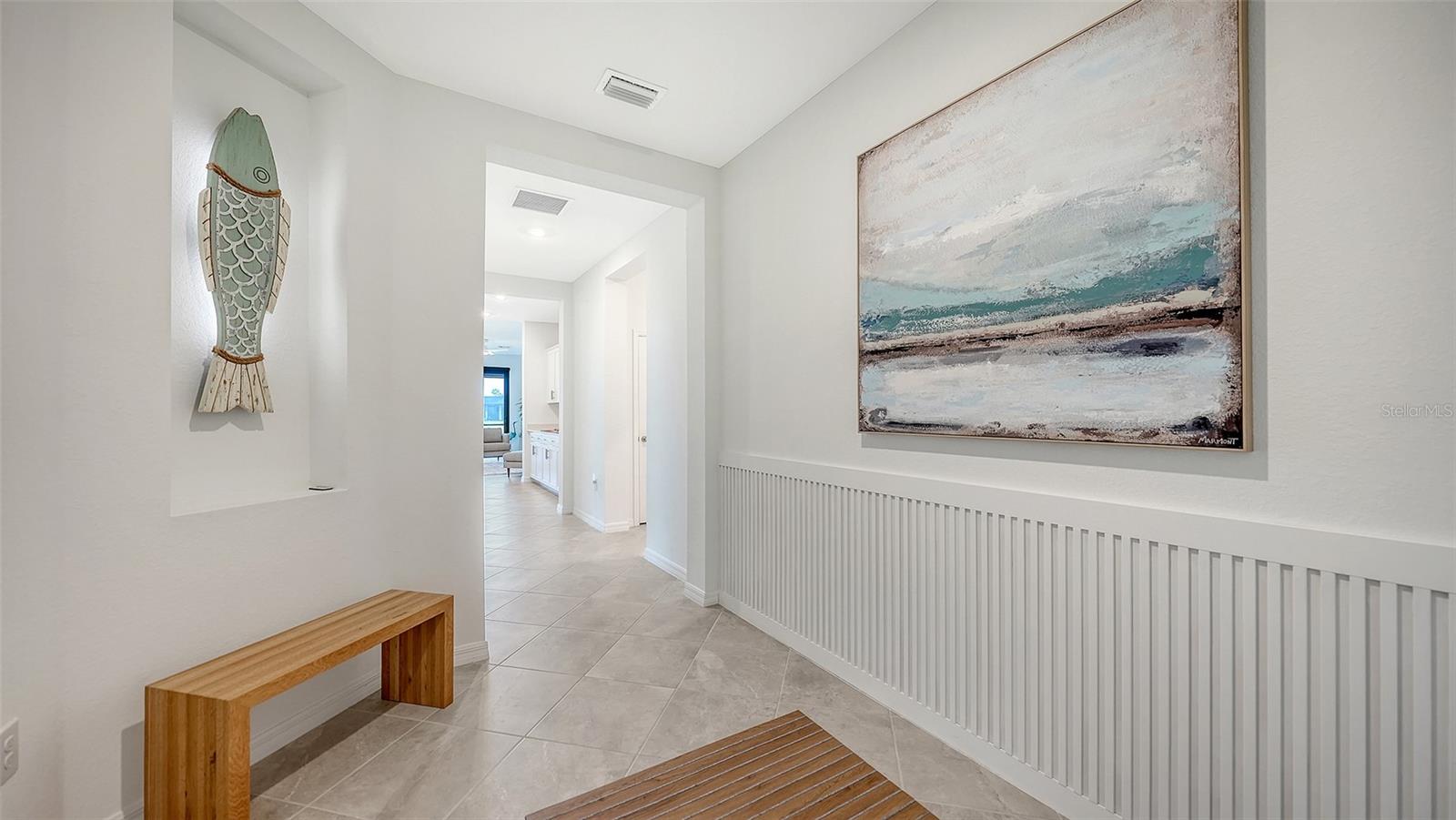 Image 5 of 90 For 17233 Moonflower Drive