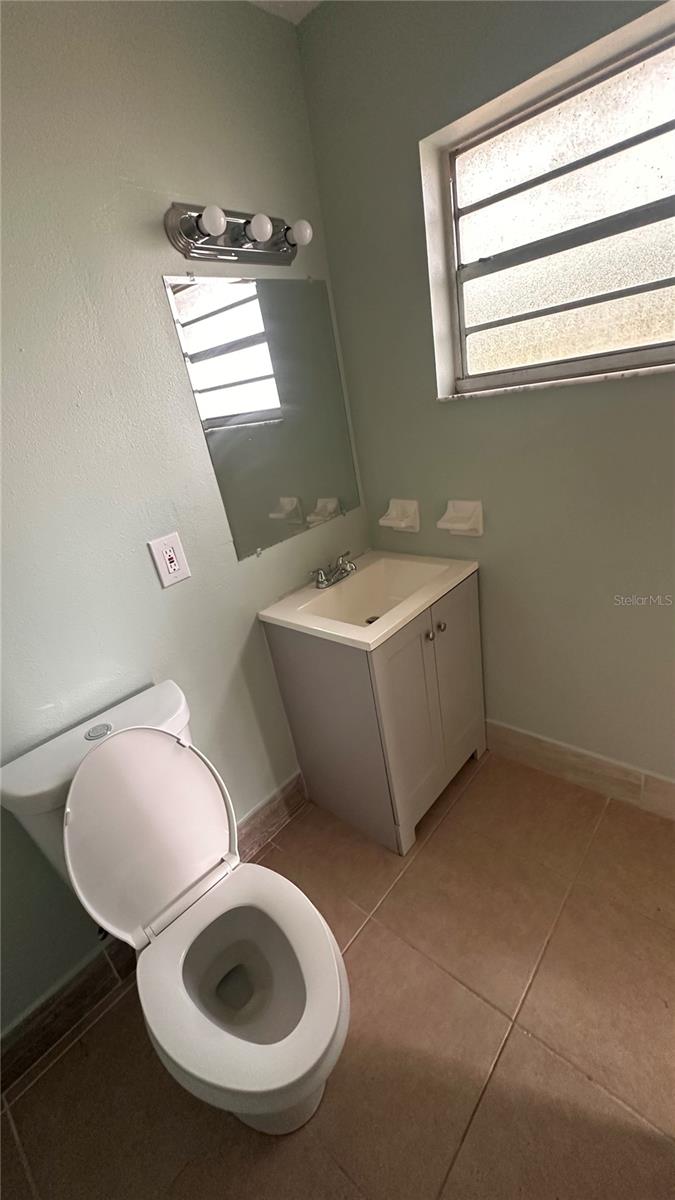 Image 12 of 12 For 2587 Sunrise Terrace