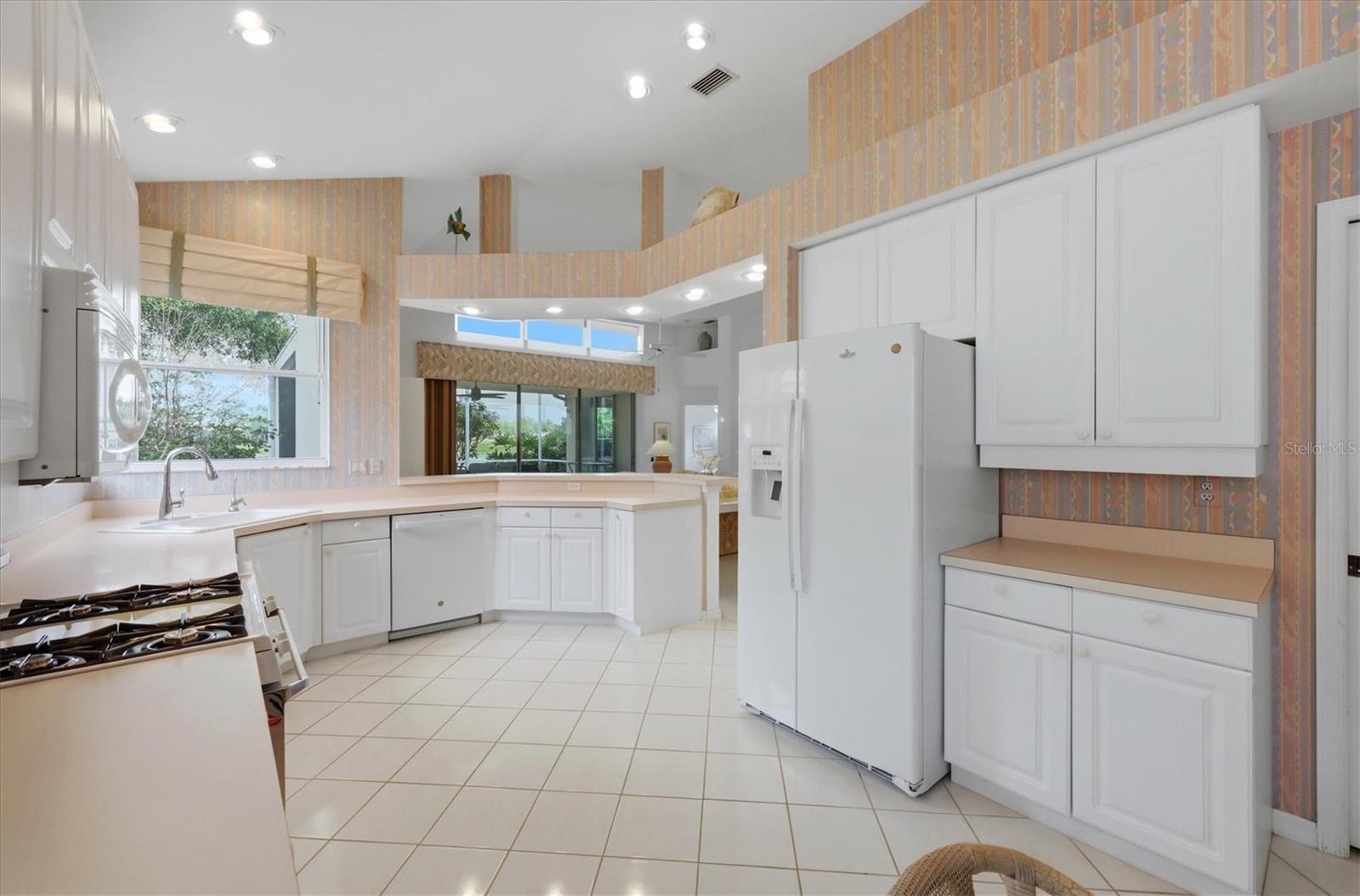 Image 8 of 68 For 6505 Berkshire Place