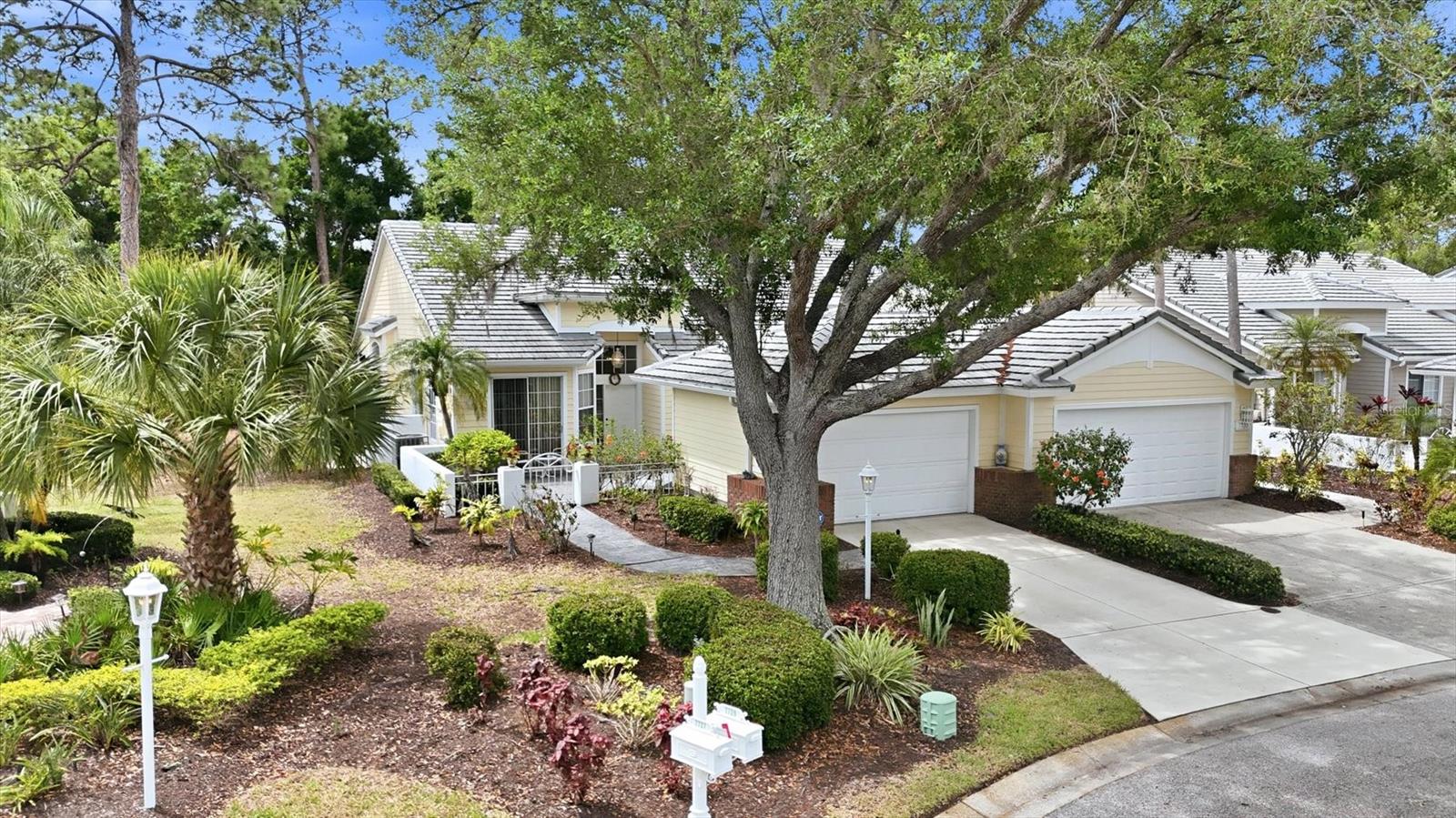 Details for 7731 Whitebridge Glen, UNIVERSITY PARK, FL 34201