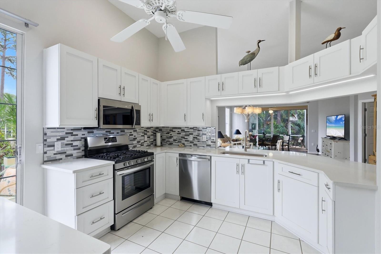 Image 14 of 75 For 7731 Whitebridge Glen
