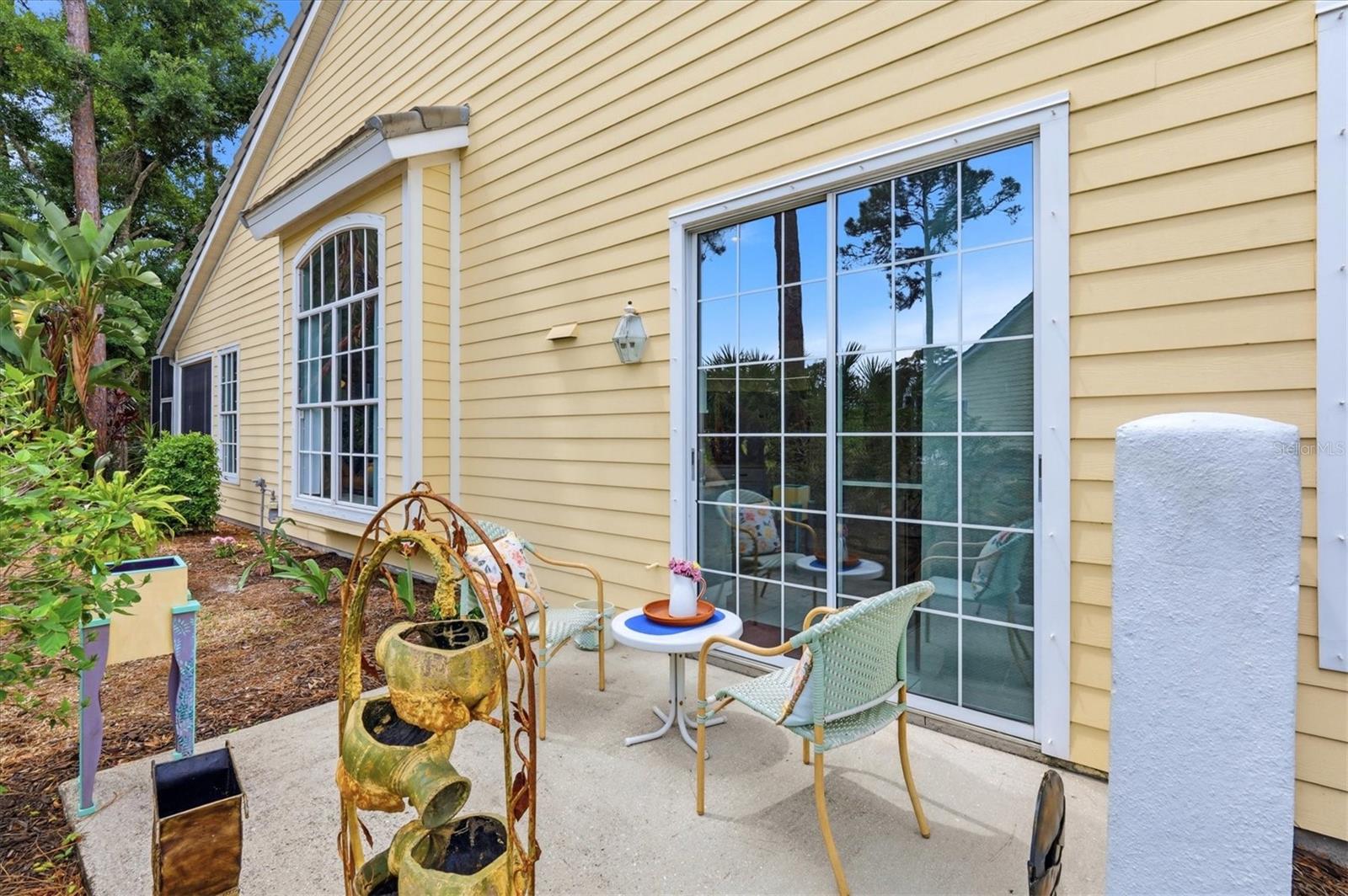 Image 17 of 75 For 7731 Whitebridge Glen
