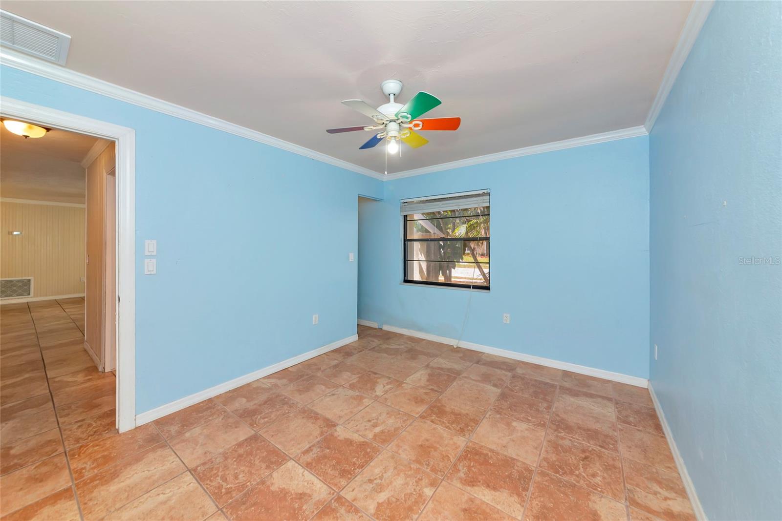 Image 10 of 30 For 2529 Golden Poinciana Place