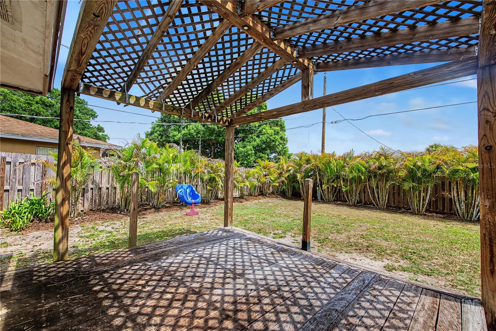 Image 27 of 30 For 2529 Golden Poinciana Place