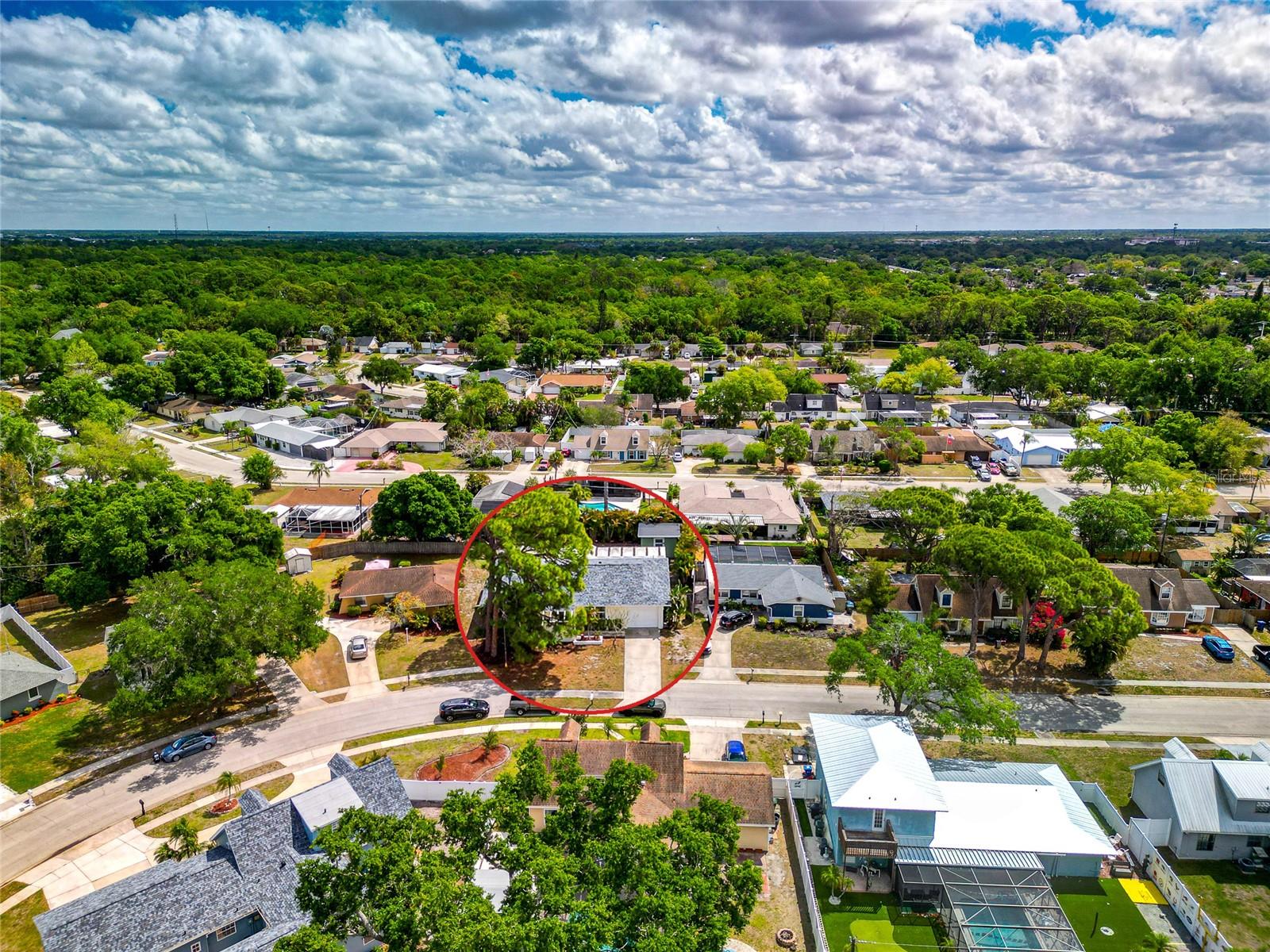 Image 4 of 30 For 2529 Golden Poinciana Place