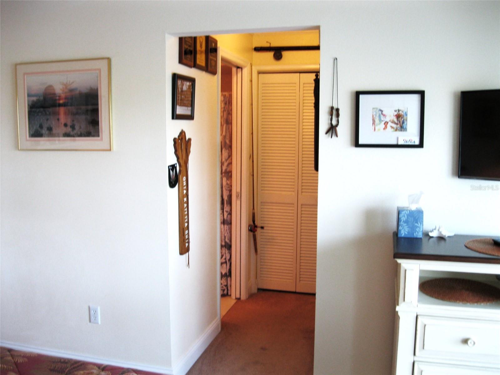 Image 19 of 32 For 876 Audubon Drive 876