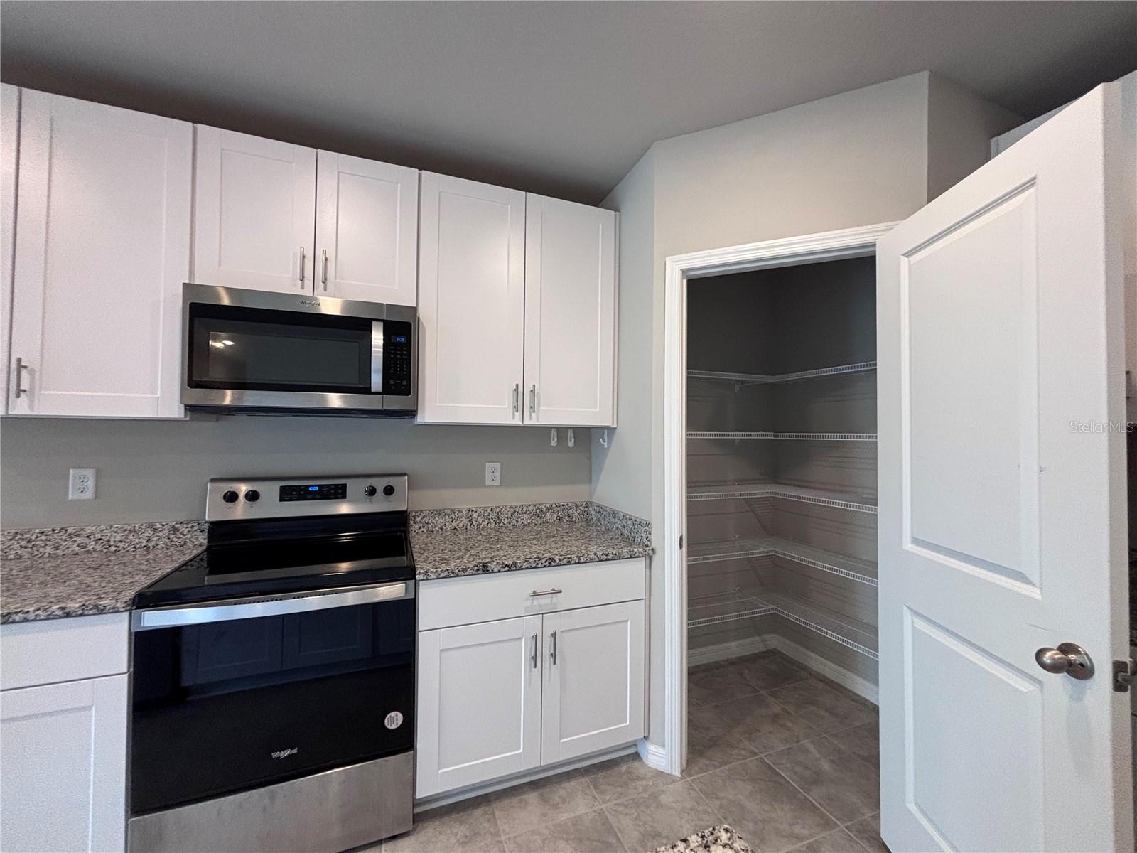 Image 17 of 36 For 7009 Feather River Place