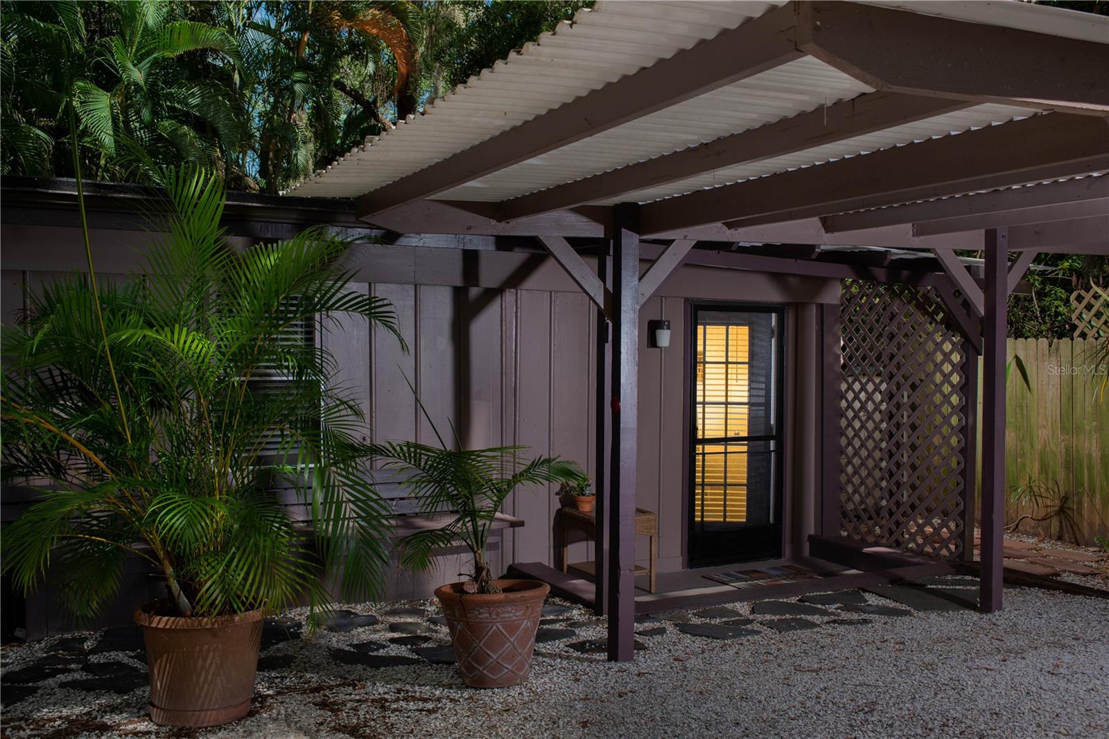 Image 3 of 22 For 1631 Bonita Lane  C