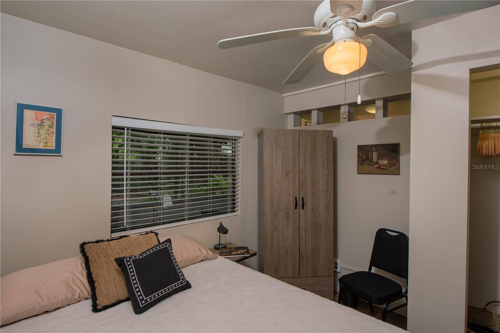 Image 7 of 22 For 1631 Bonita Lane  C