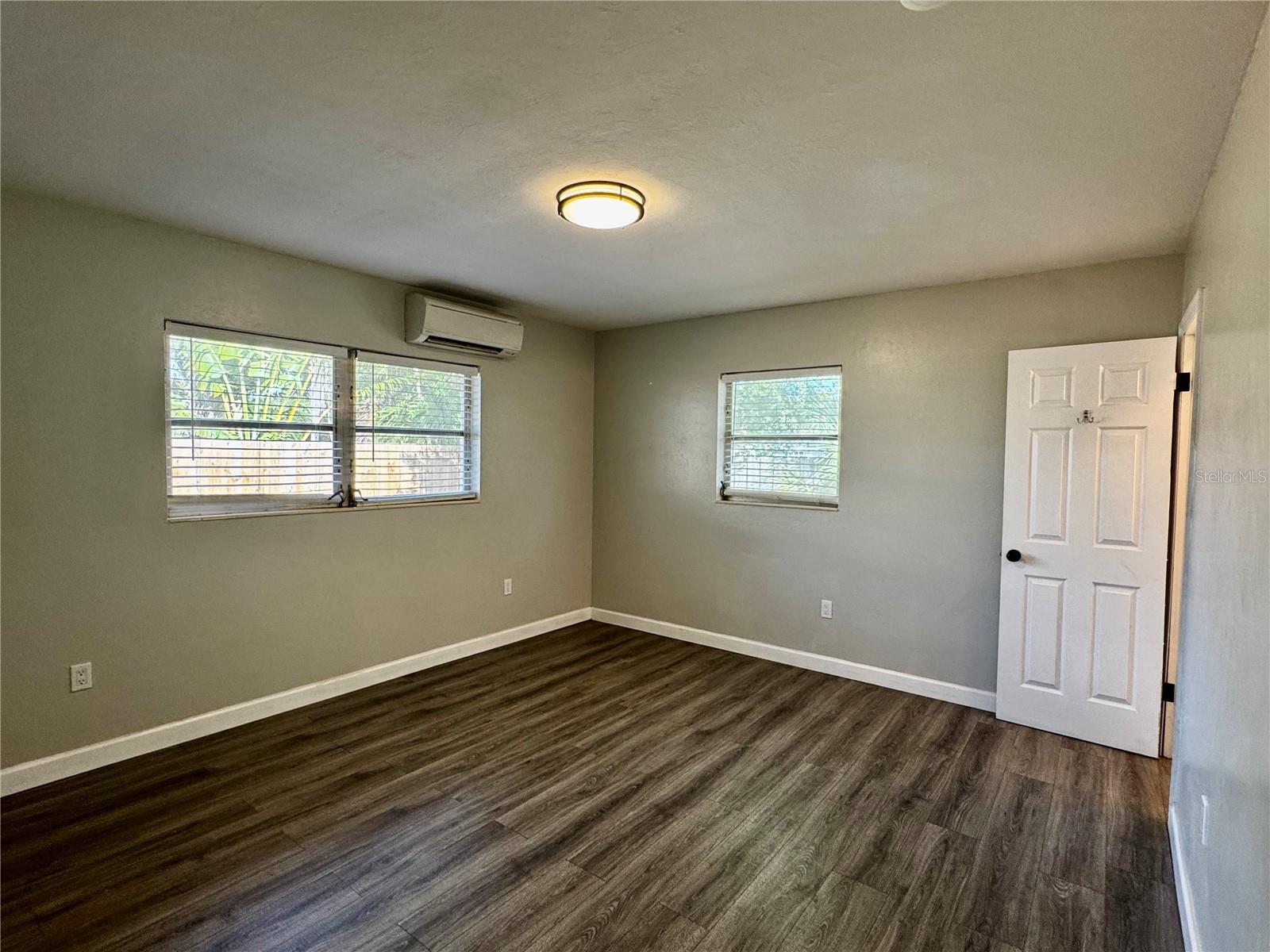 Image 13 of 15 For 2624 Sunnybrook Drive