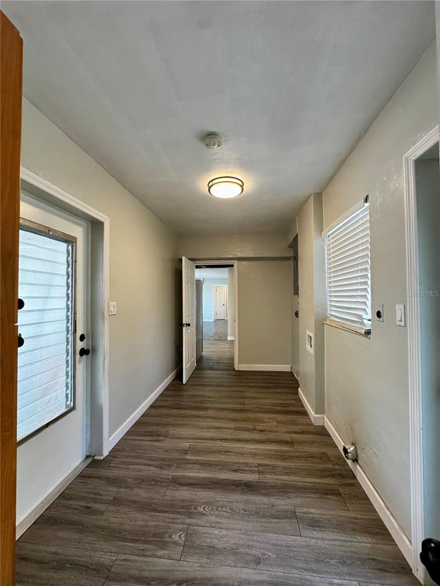 Image 14 of 15 For 2624 Sunnybrook Drive