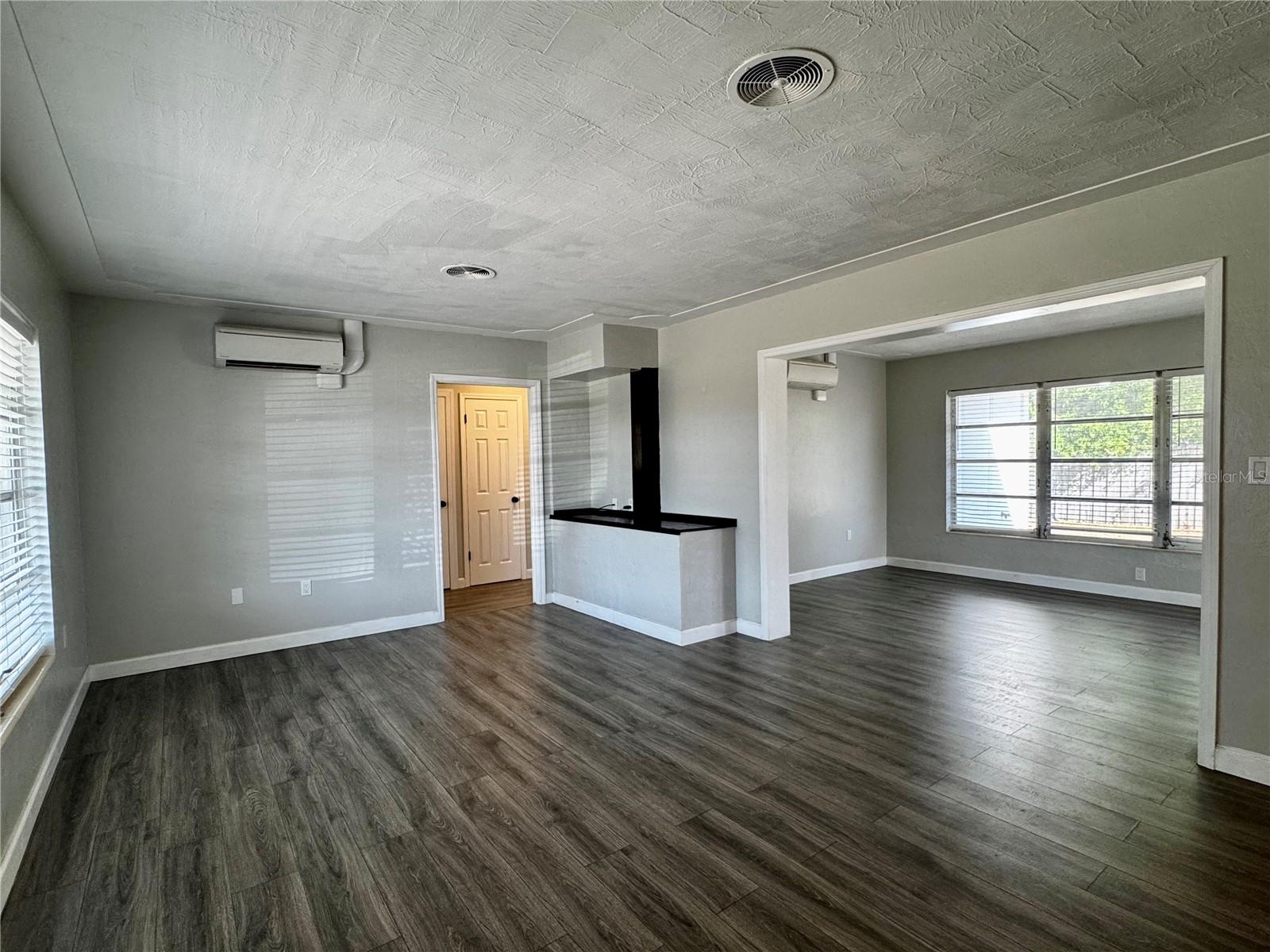 Image 2 of 15 For 2624 Sunnybrook Drive