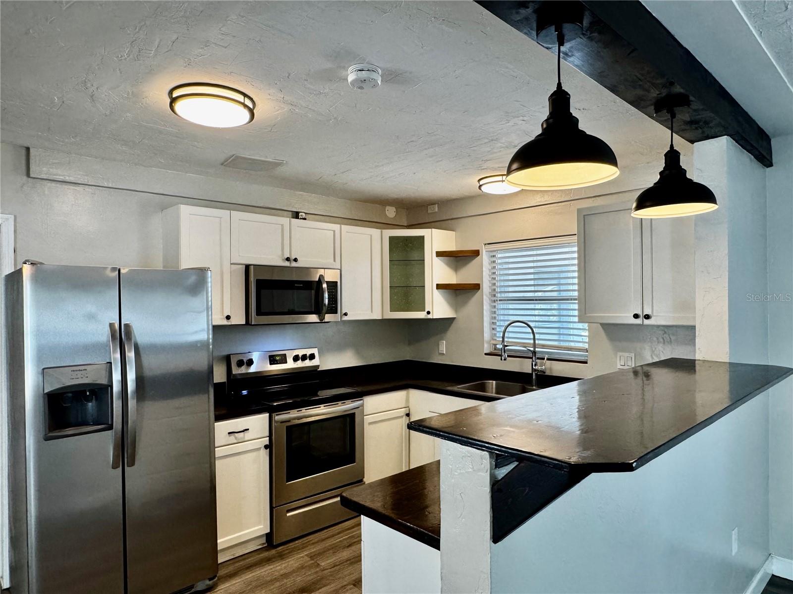 Image 3 of 15 For 2624 Sunnybrook Drive