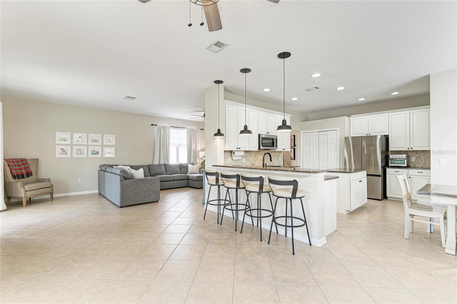 Image 14 of 54 For 6123 Blue Runner Court