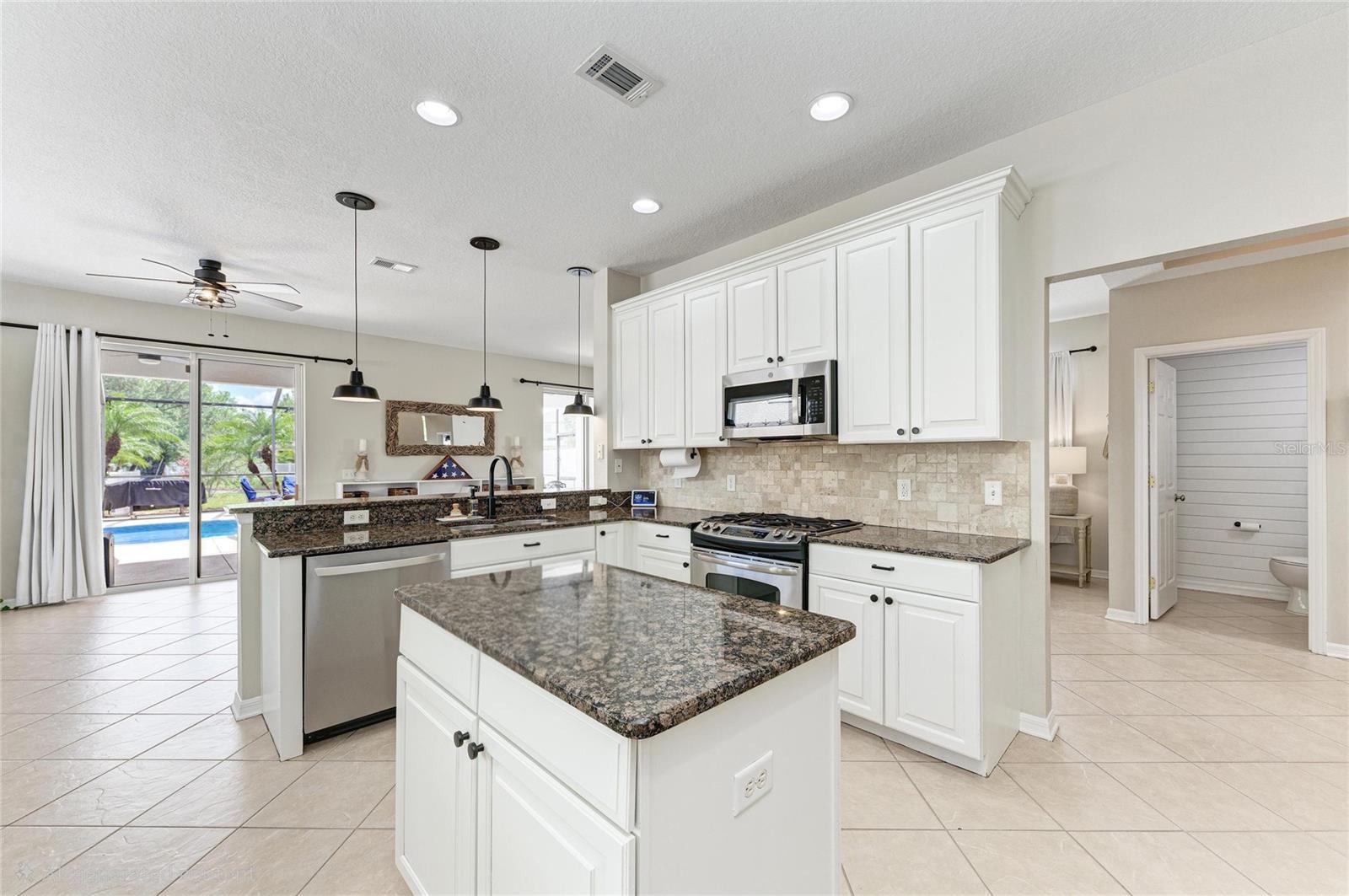 Image 17 of 54 For 6123 Blue Runner Court