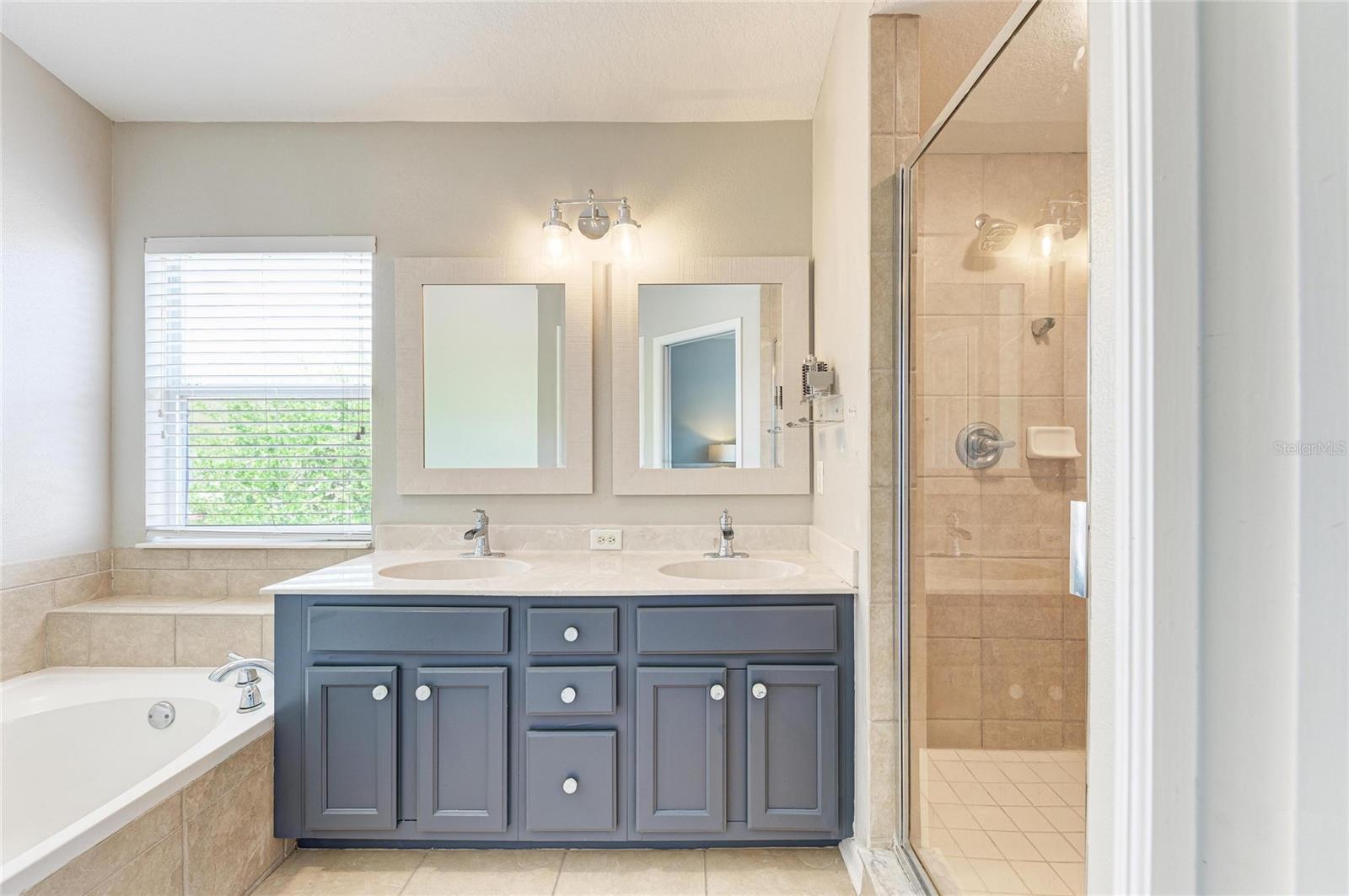 Image 26 of 54 For 6123 Blue Runner Court