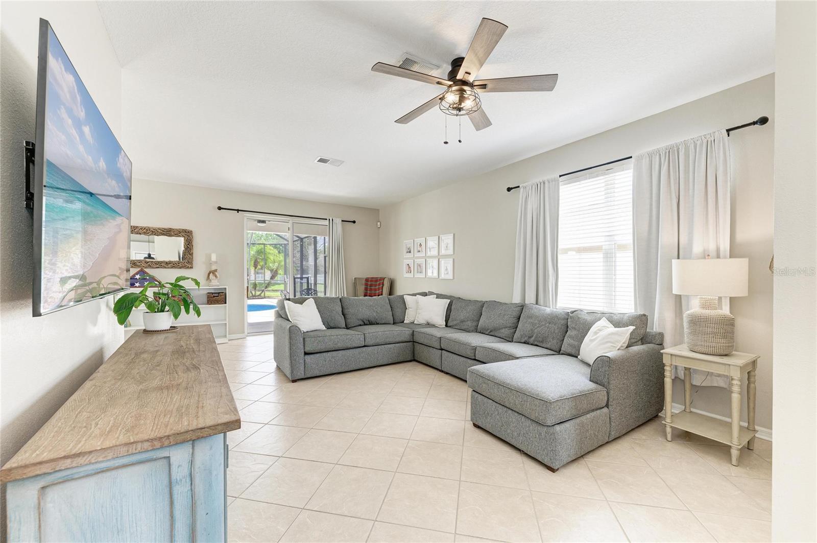 Image 6 of 54 For 6123 Blue Runner Court