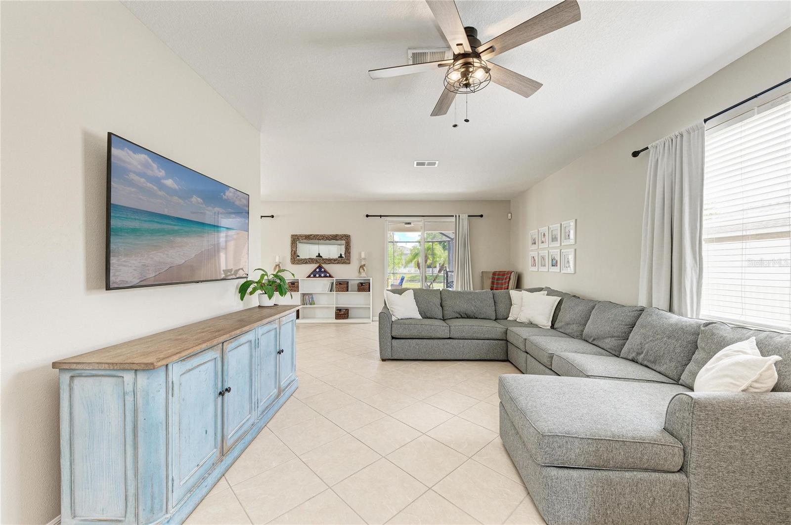 Image 7 of 54 For 6123 Blue Runner Court