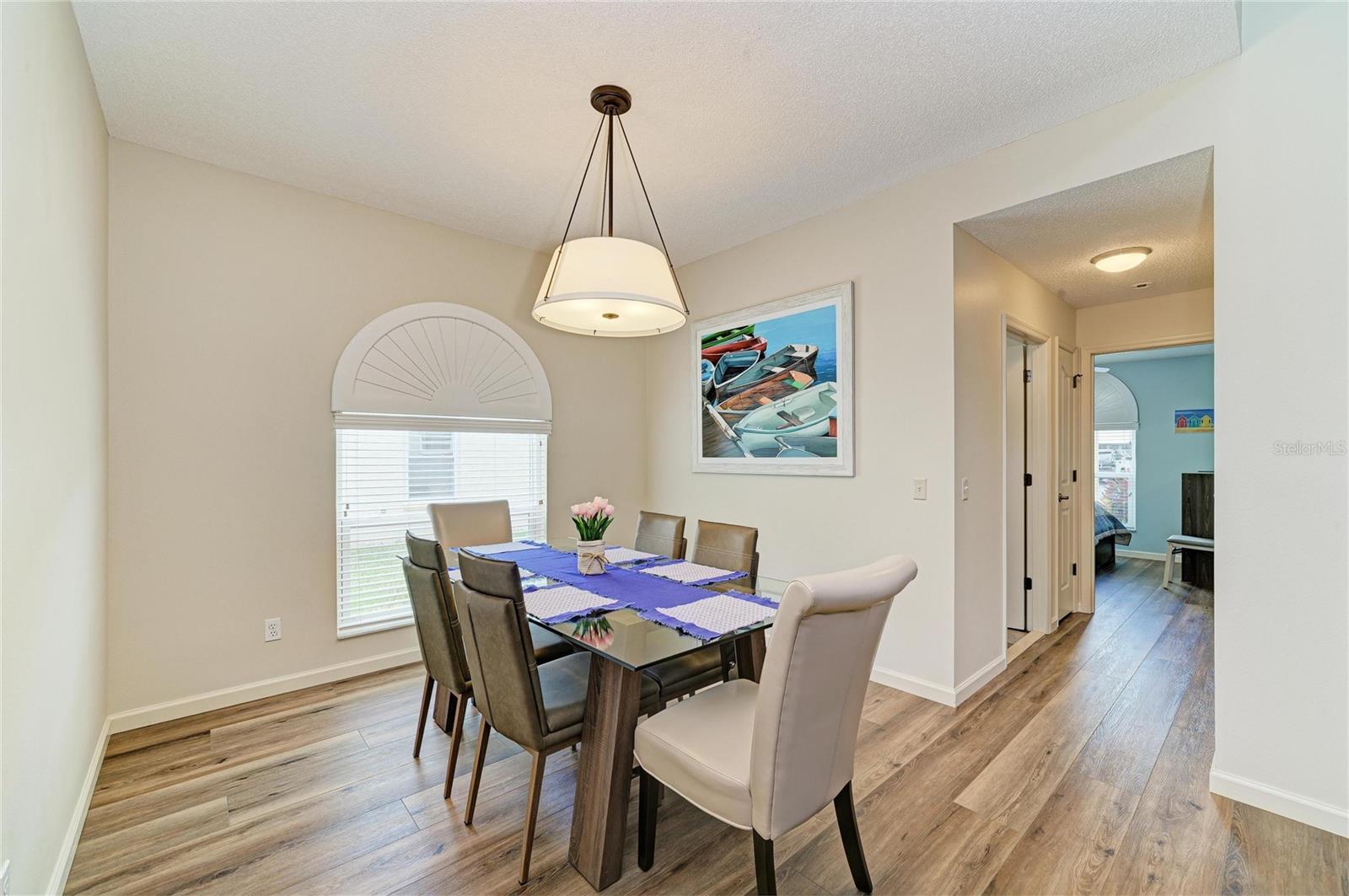 Image 14 of 57 For 1007 50th Street E