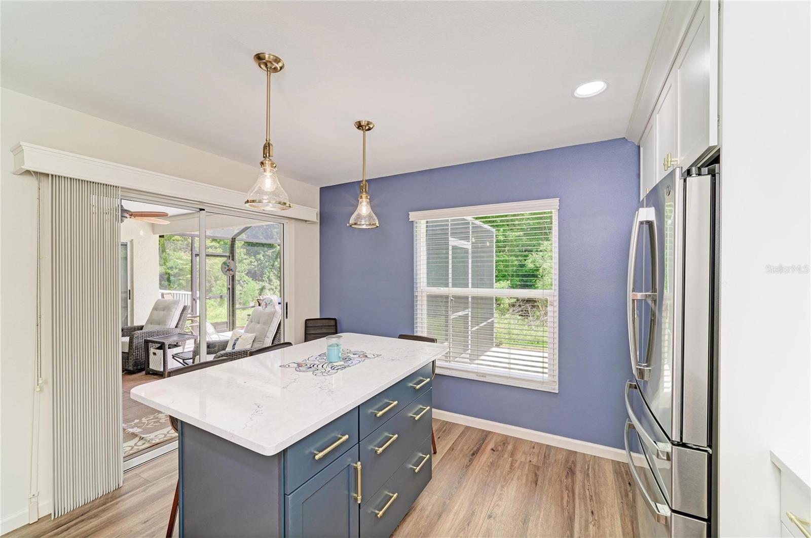 Image 17 of 57 For 1007 50th Street E