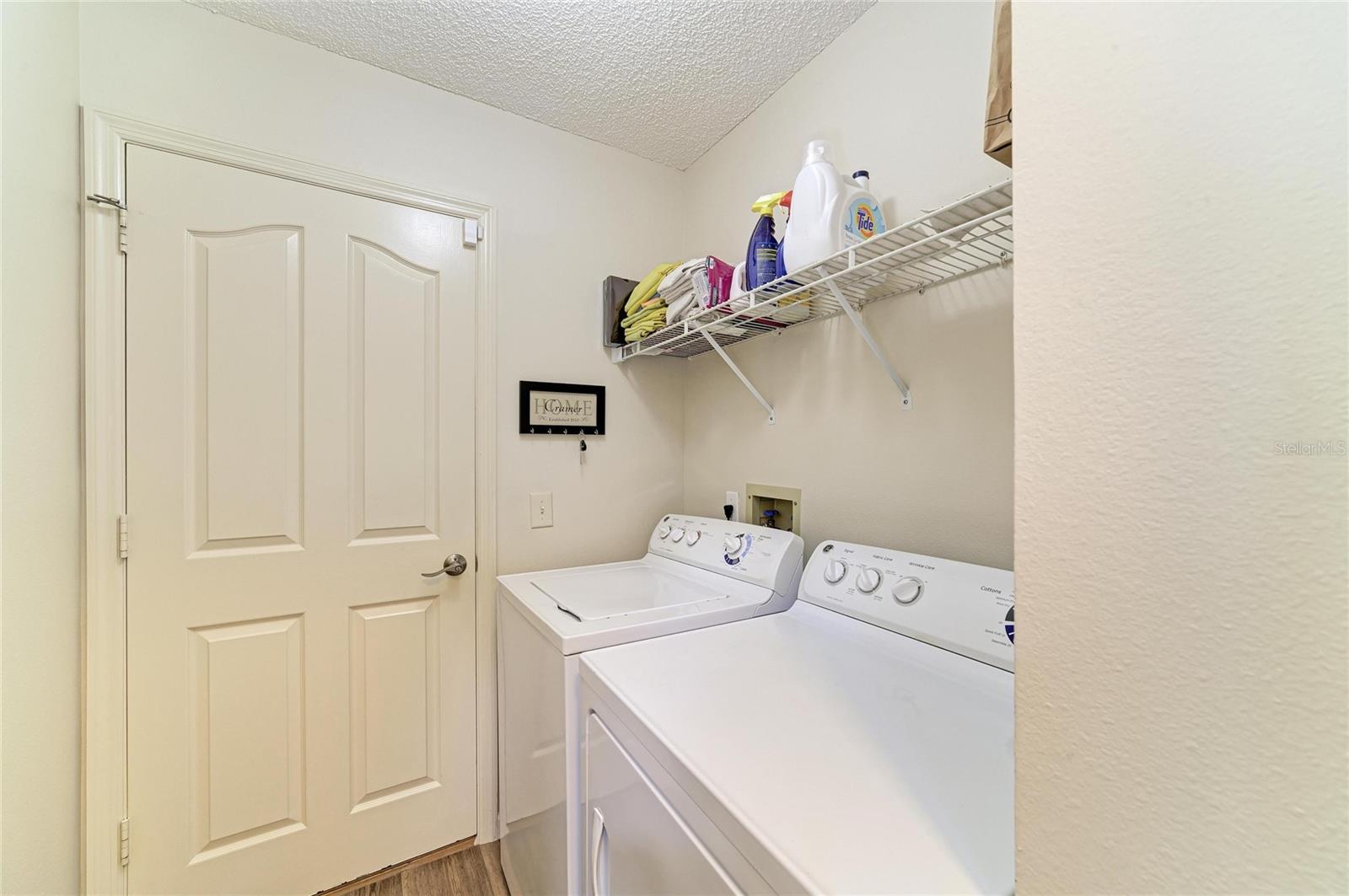 Image 32 of 57 For 1007 50th Street E