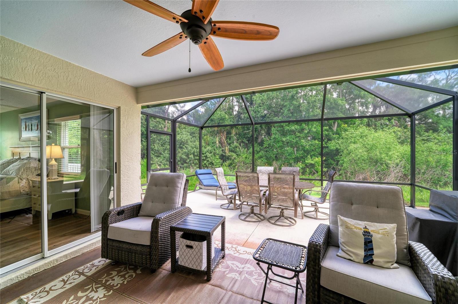 Image 34 of 57 For 1007 50th Street E