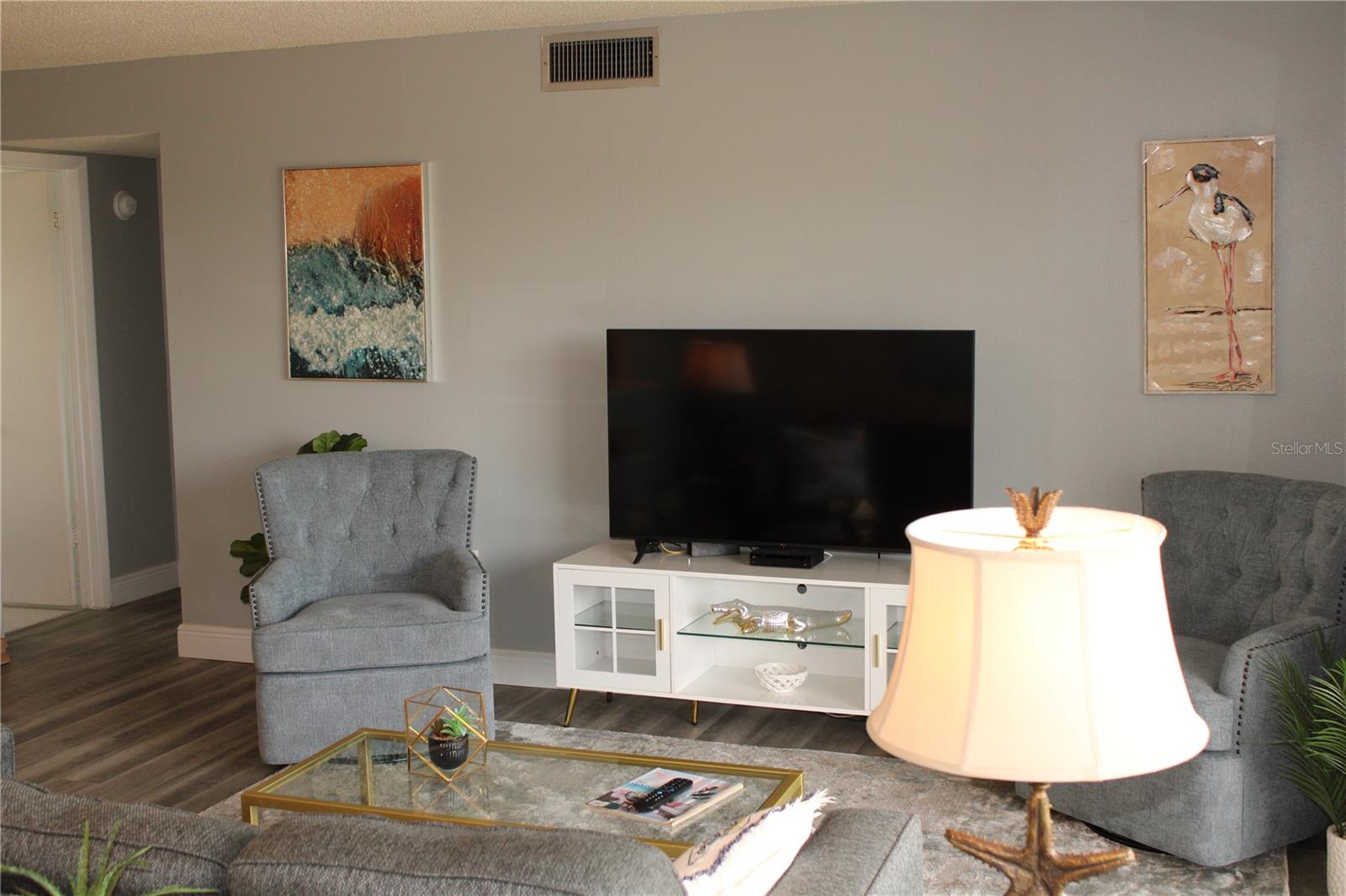 Image 12 of 61 For 4240 Ironwood Circle 404