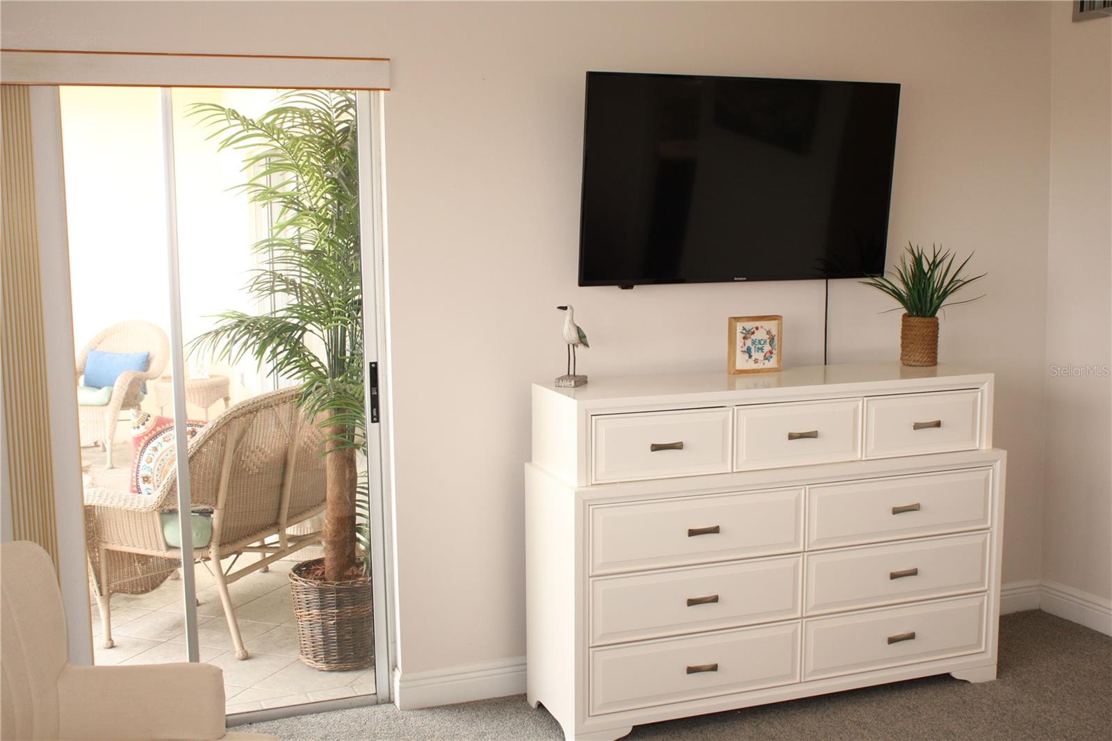 Image 22 of 61 For 4240 Ironwood Circle 404