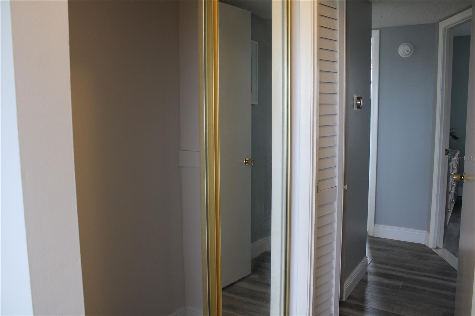 Image 26 of 61 For 4240 Ironwood Circle 404