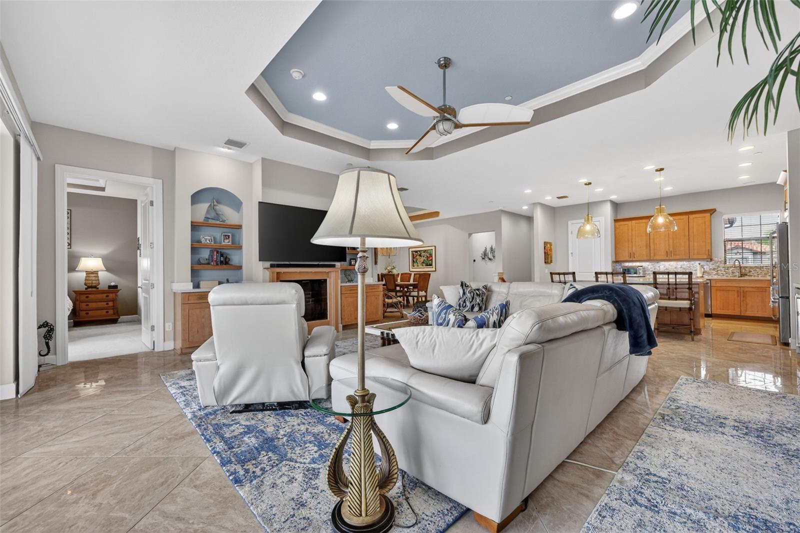 Image 11 of 75 For 13507 Messina Loop 103