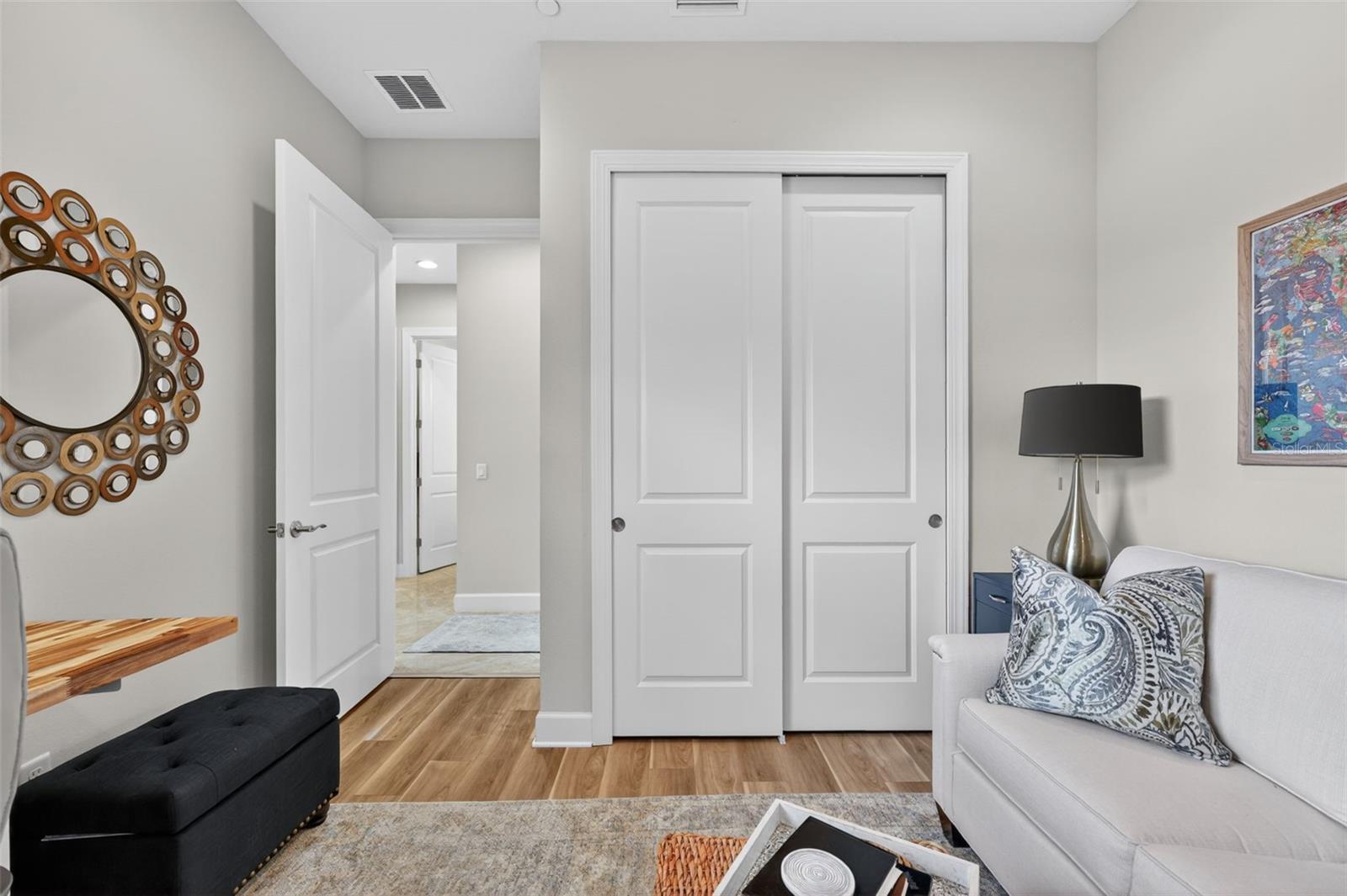 Image 25 of 75 For 13507 Messina Loop 103