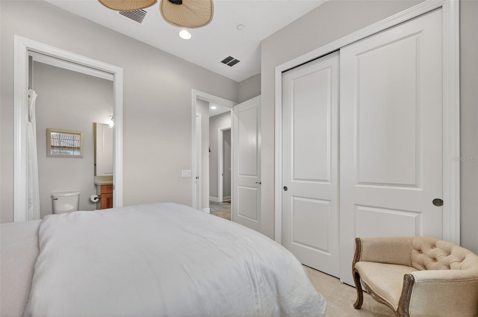 Image 28 of 75 For 13507 Messina Loop 103