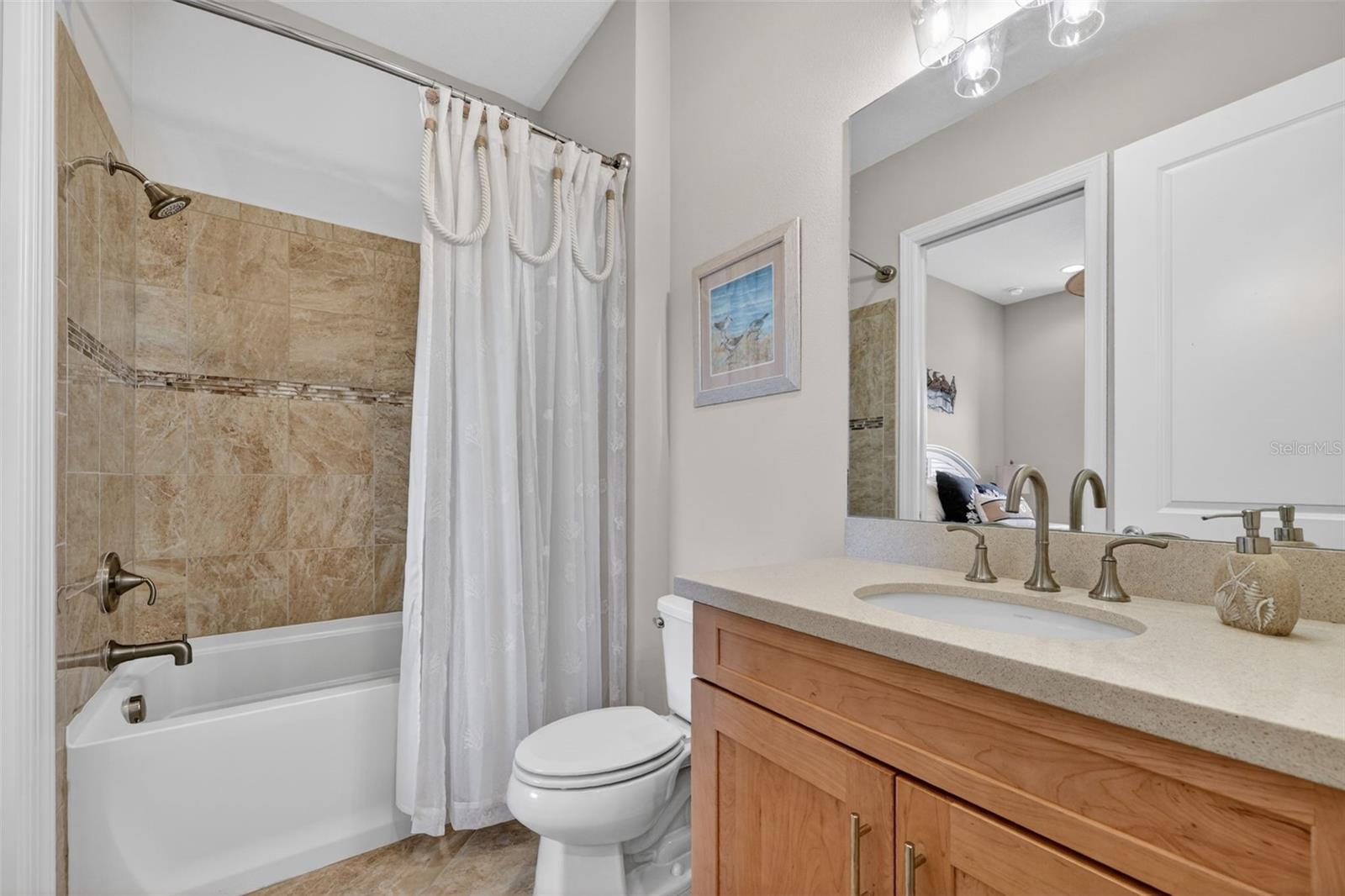 Image 29 of 75 For 13507 Messina Loop 103