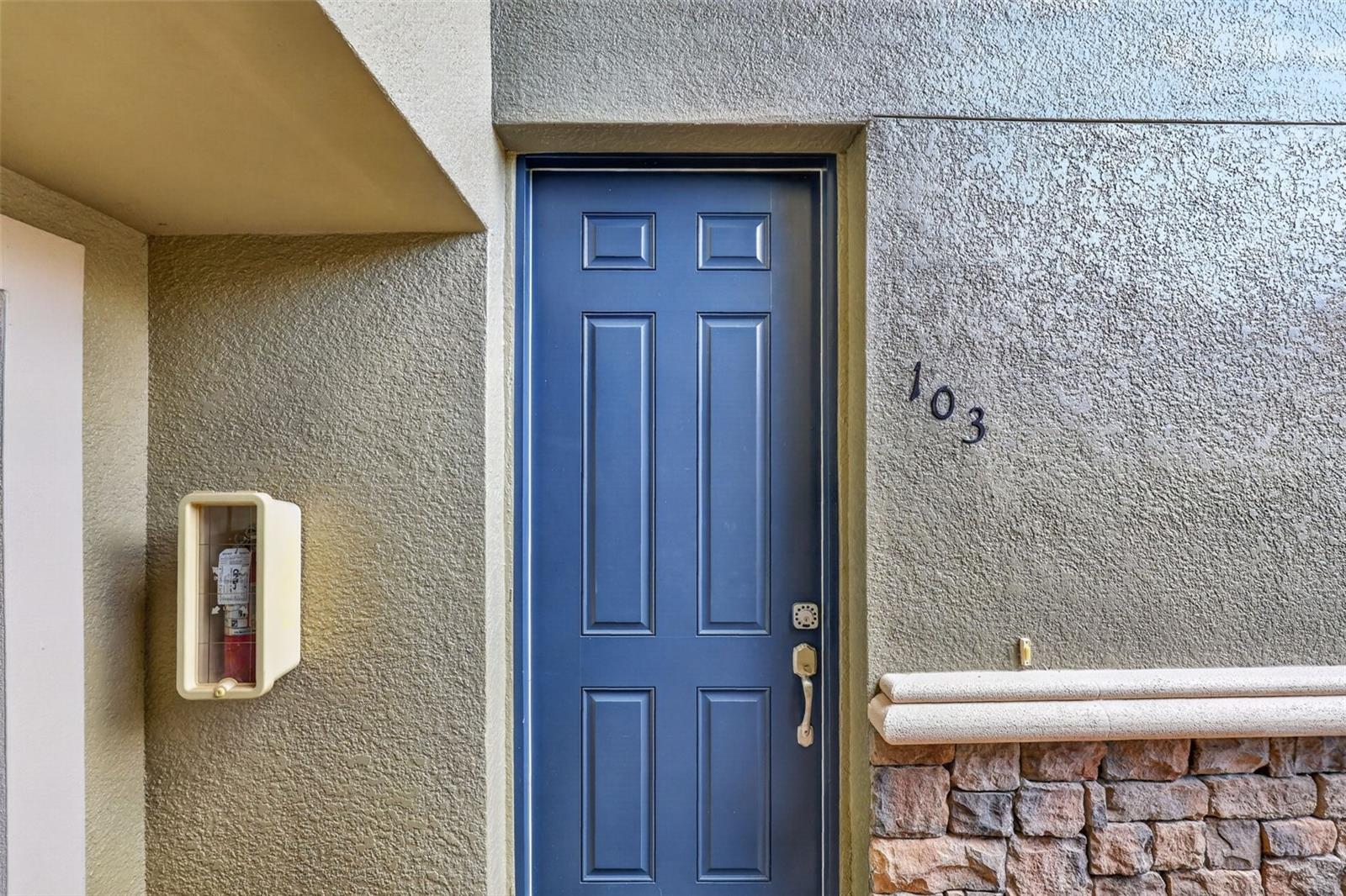 Image 4 of 75 For 13507 Messina Loop 103