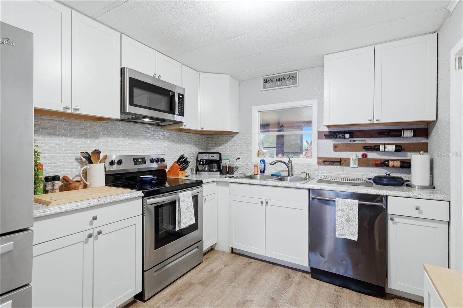 Image 13 of 39 For 6710 36th Avenue E 181