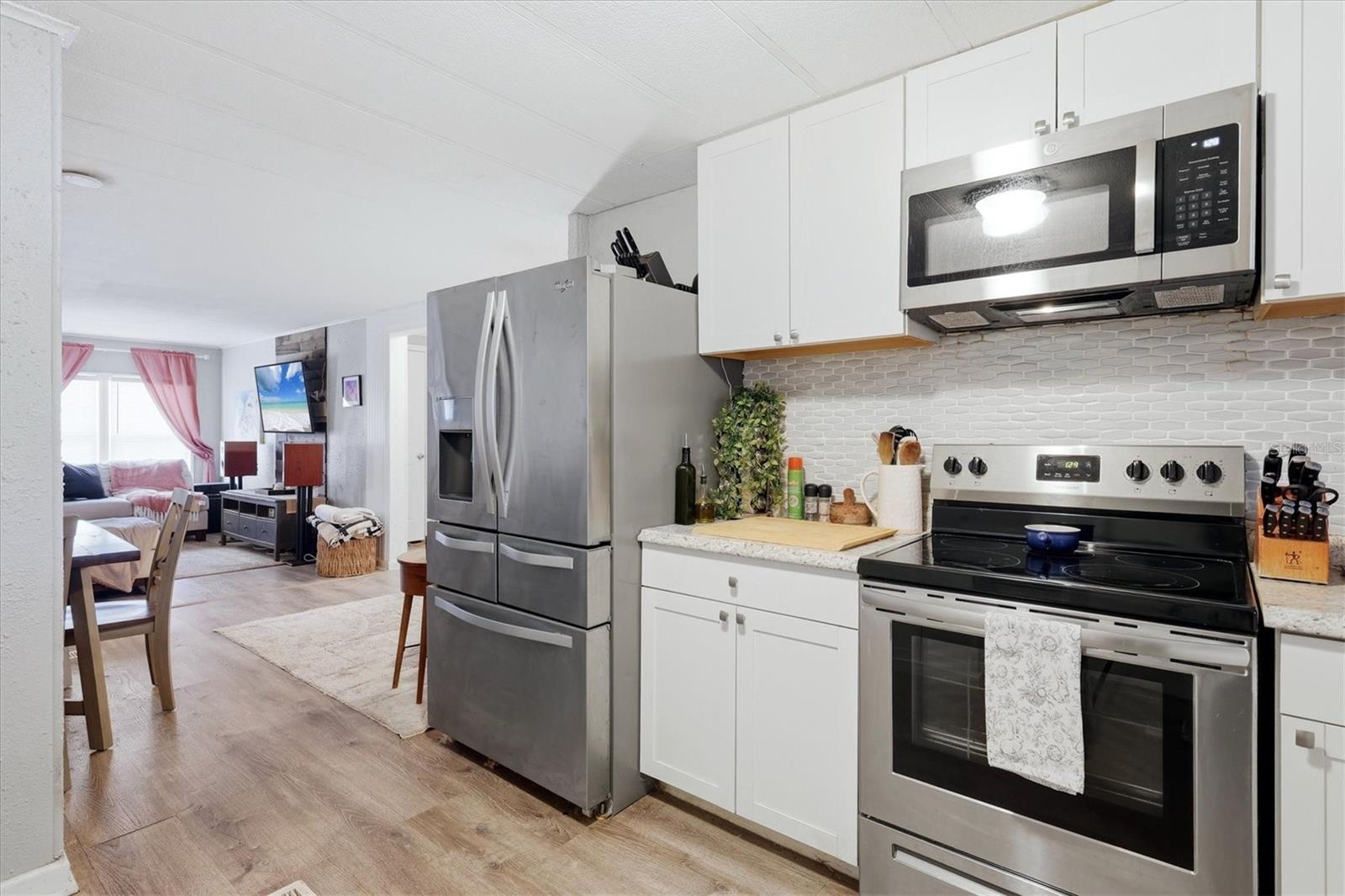 Image 15 of 39 For 6710 36th Avenue E 181