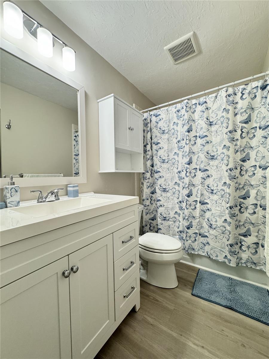 Image 29 of 35 For 6403 Meadowlark Lane