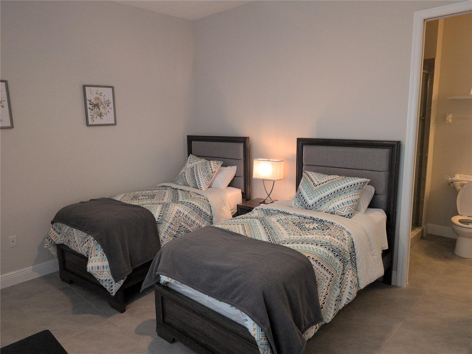 Image 15 of 28 For 10420 Coral Landings Lane 115