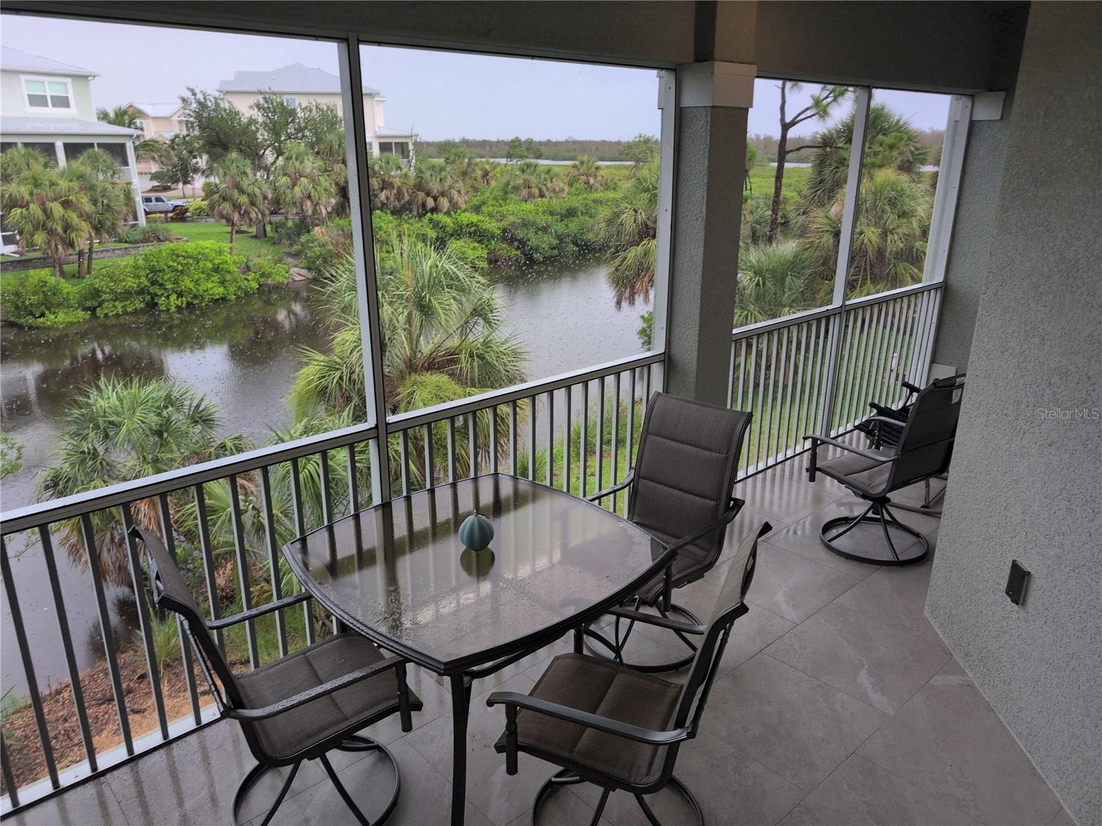 Image 9 of 28 For 10420 Coral Landings Lane 115