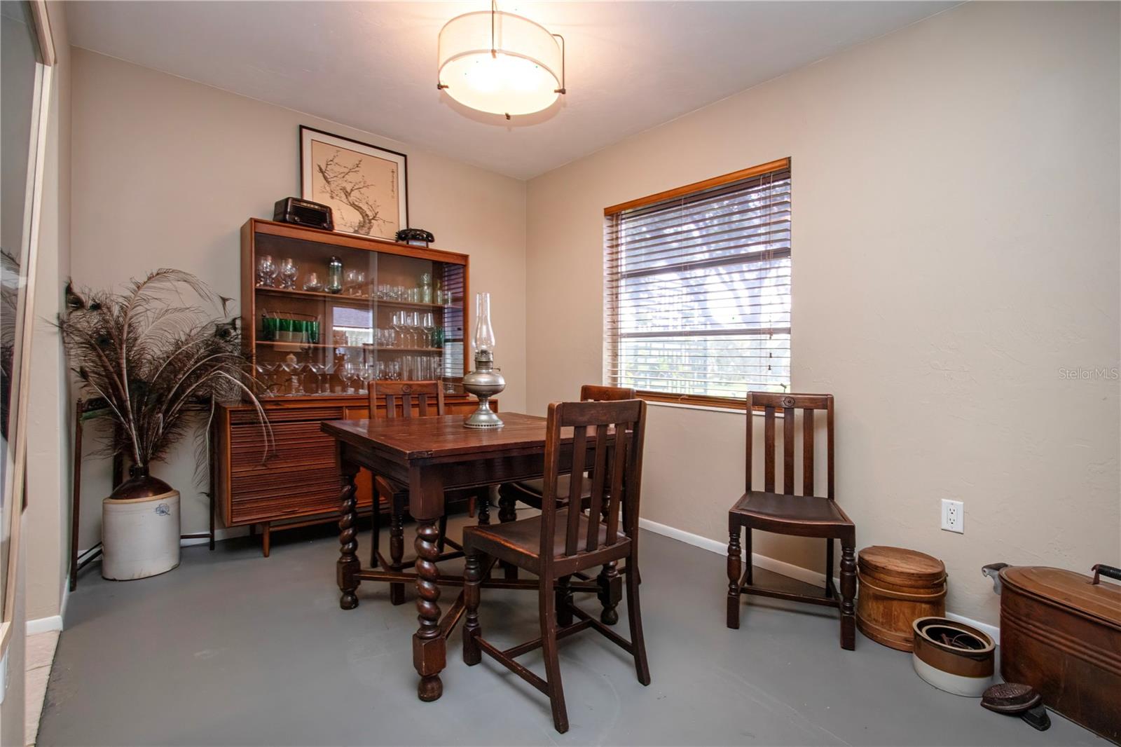 Image 14 of 63 For 3252 Westford Lane 122