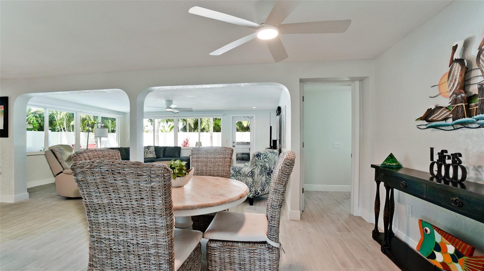 Listing photo id 12 for 504 69th Street