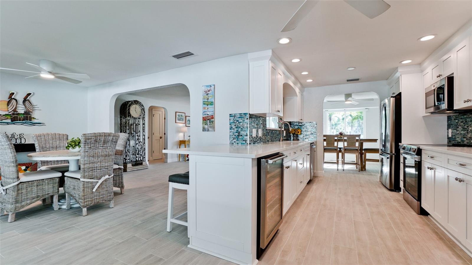 Listing photo id 17 for 504 69th Street