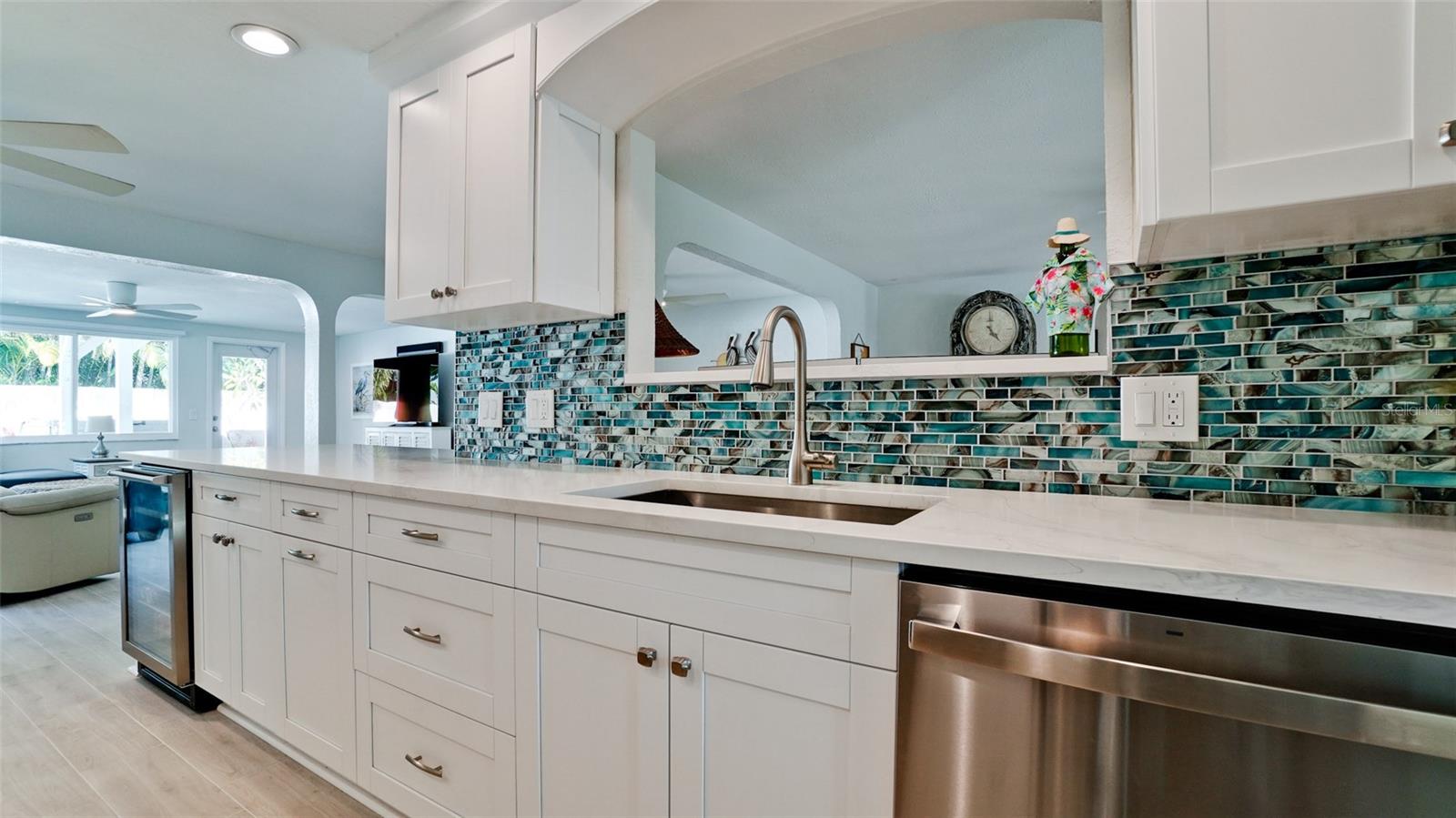 Listing photo id 20 for 504 69th Street