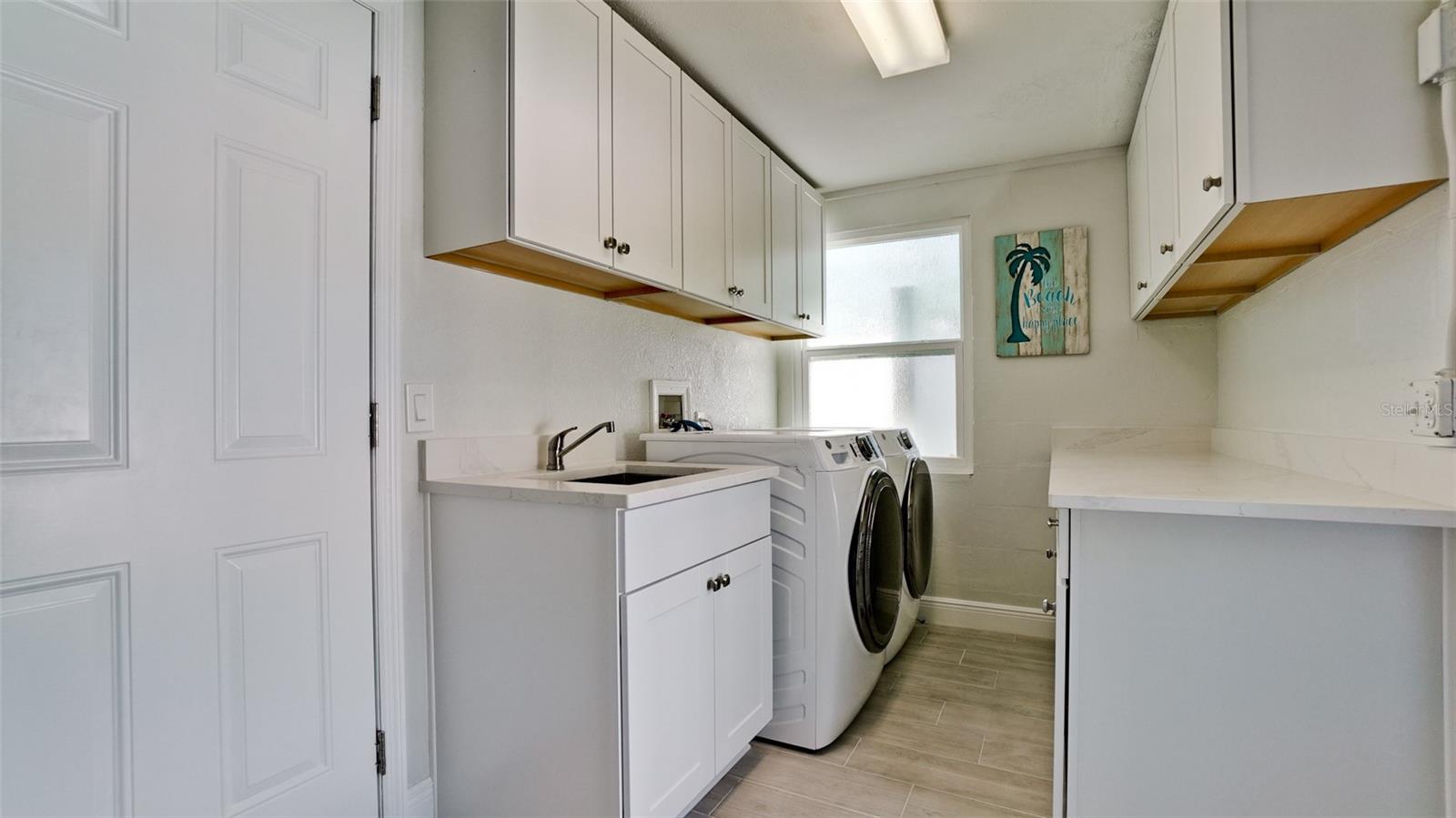 Listing photo id 21 for 504 69th Street