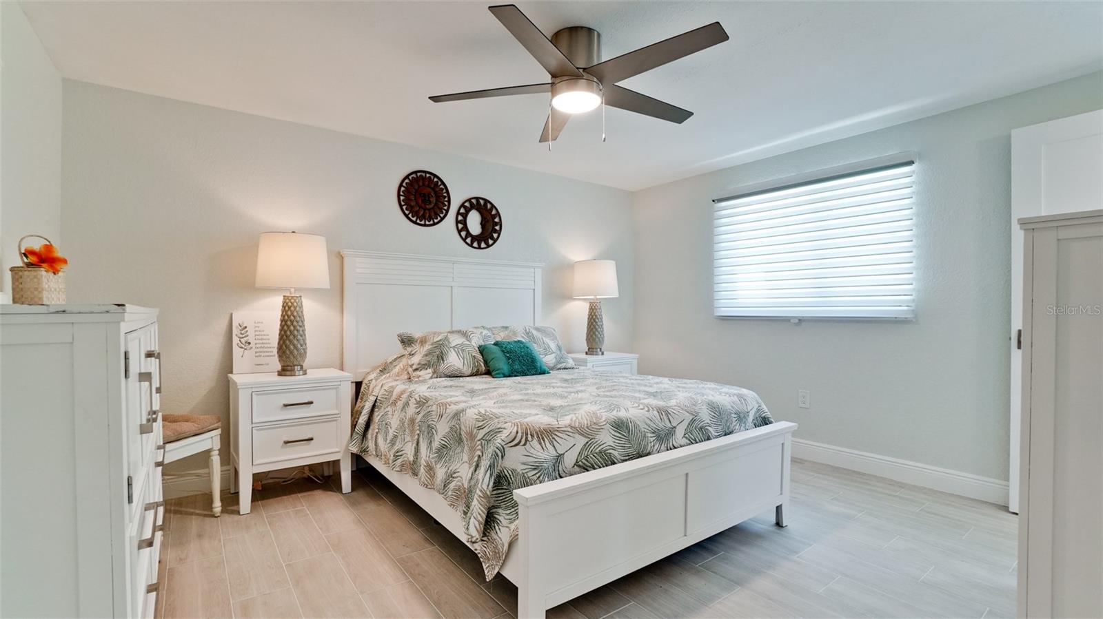 Listing photo id 23 for 504 69th Street